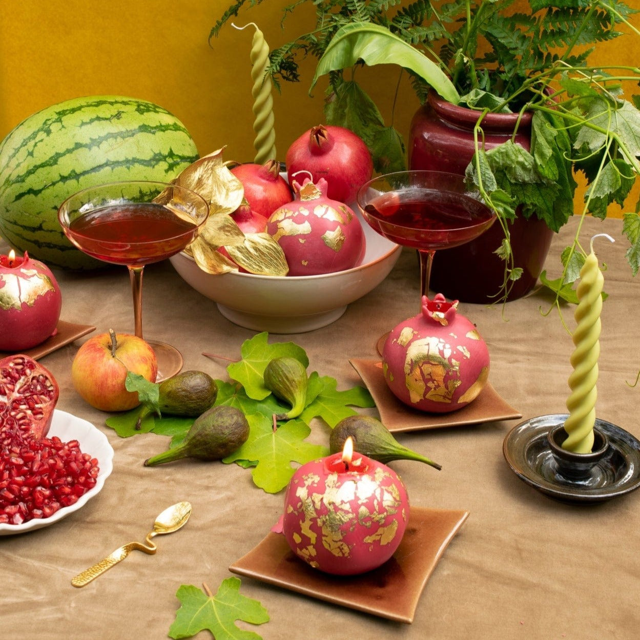 Pomegranate Gold Leaf Candle、mySite、topwebapps