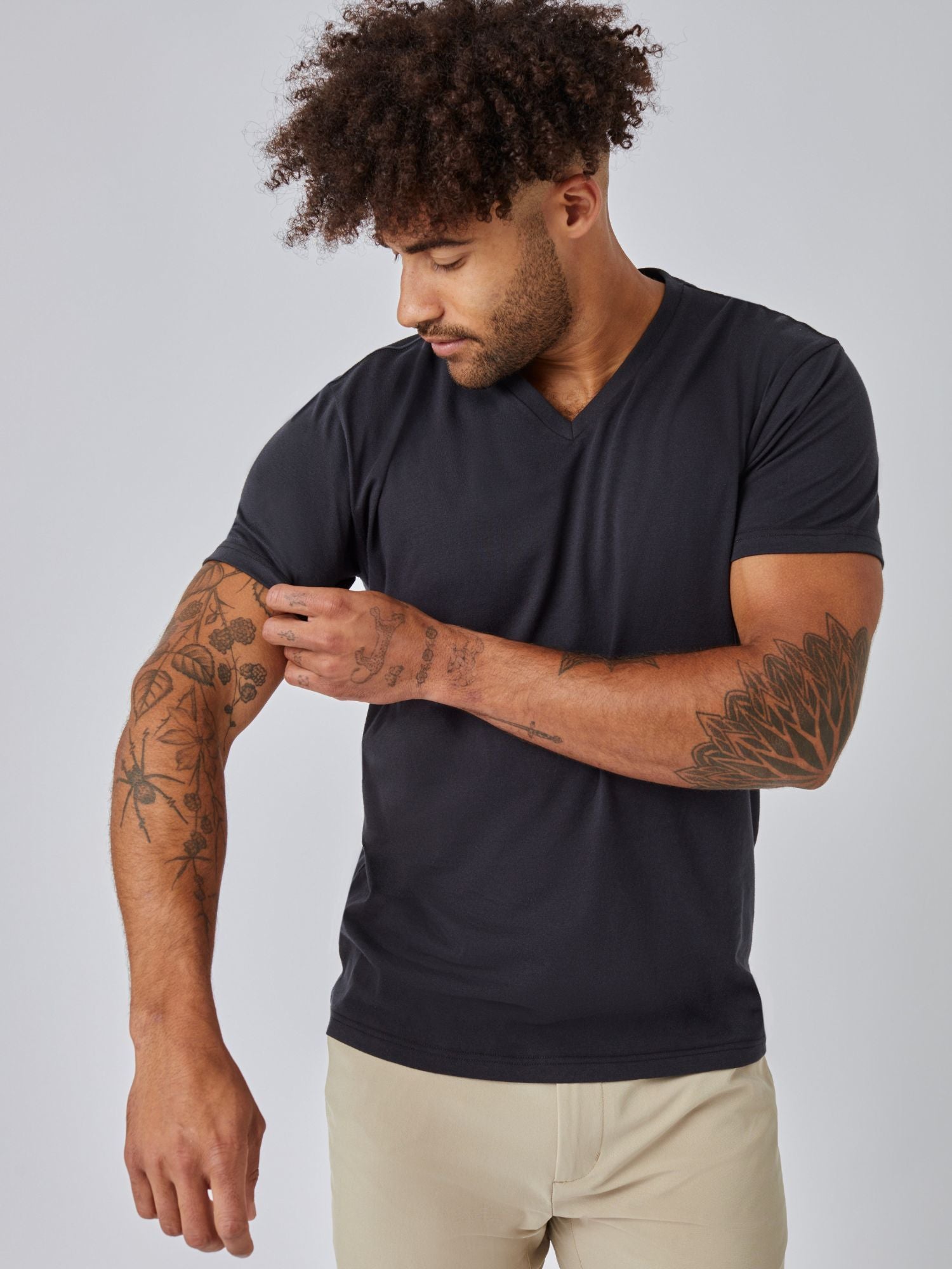  Anchor Black V-Neck、mySite、ghnorth