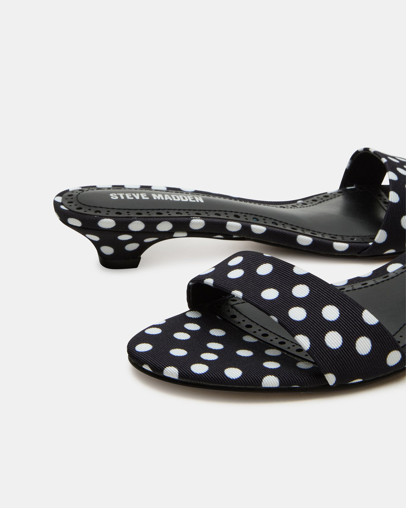BERRY BLACK/WHITE POLKA DOT、mySite、gtrtttuynbv