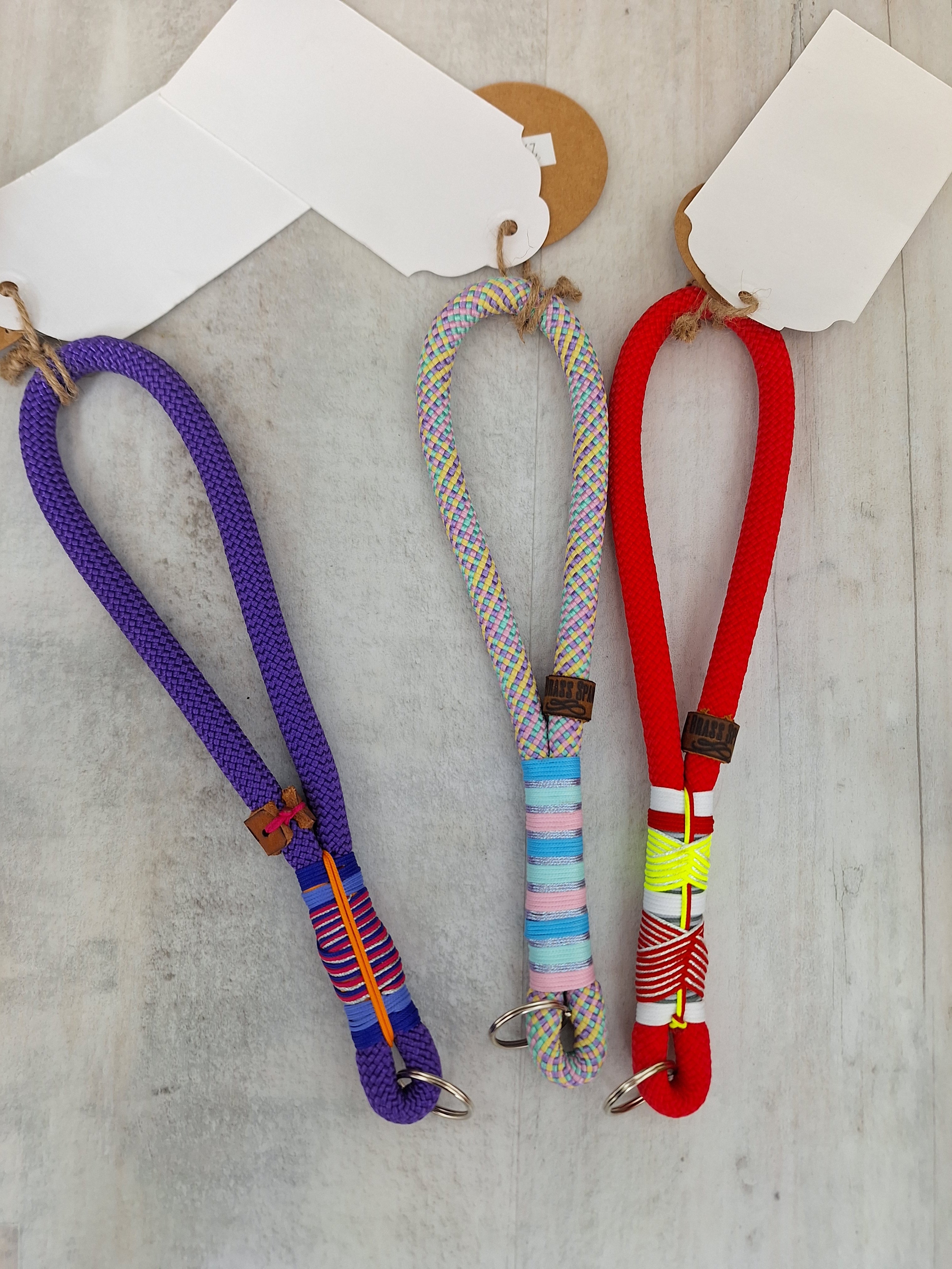 Wristlet Dog Leash - Brass Spaniel、mySite、garagedoors4me