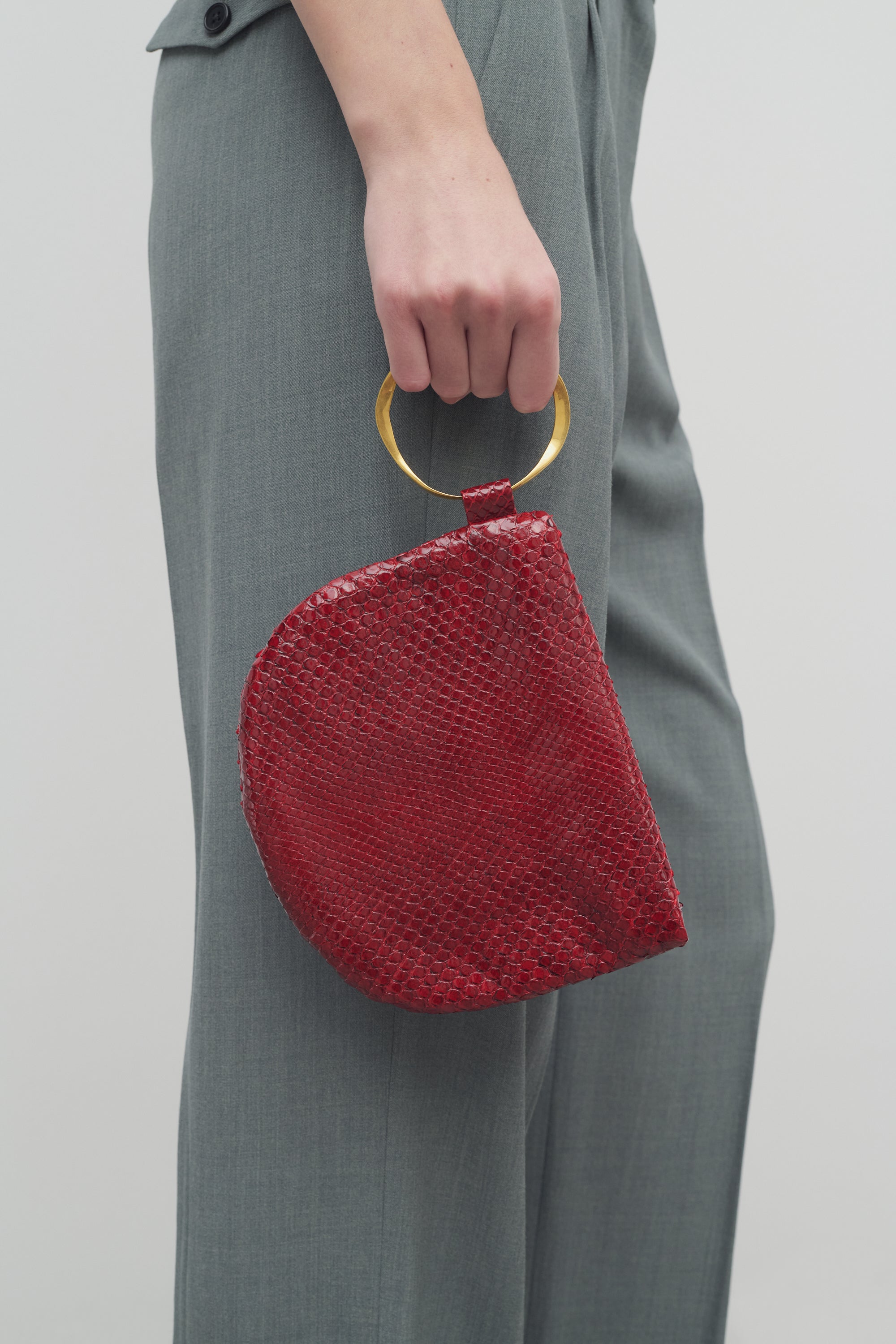 Geo Bracelet Clutch in Python、mySite、aoinhome