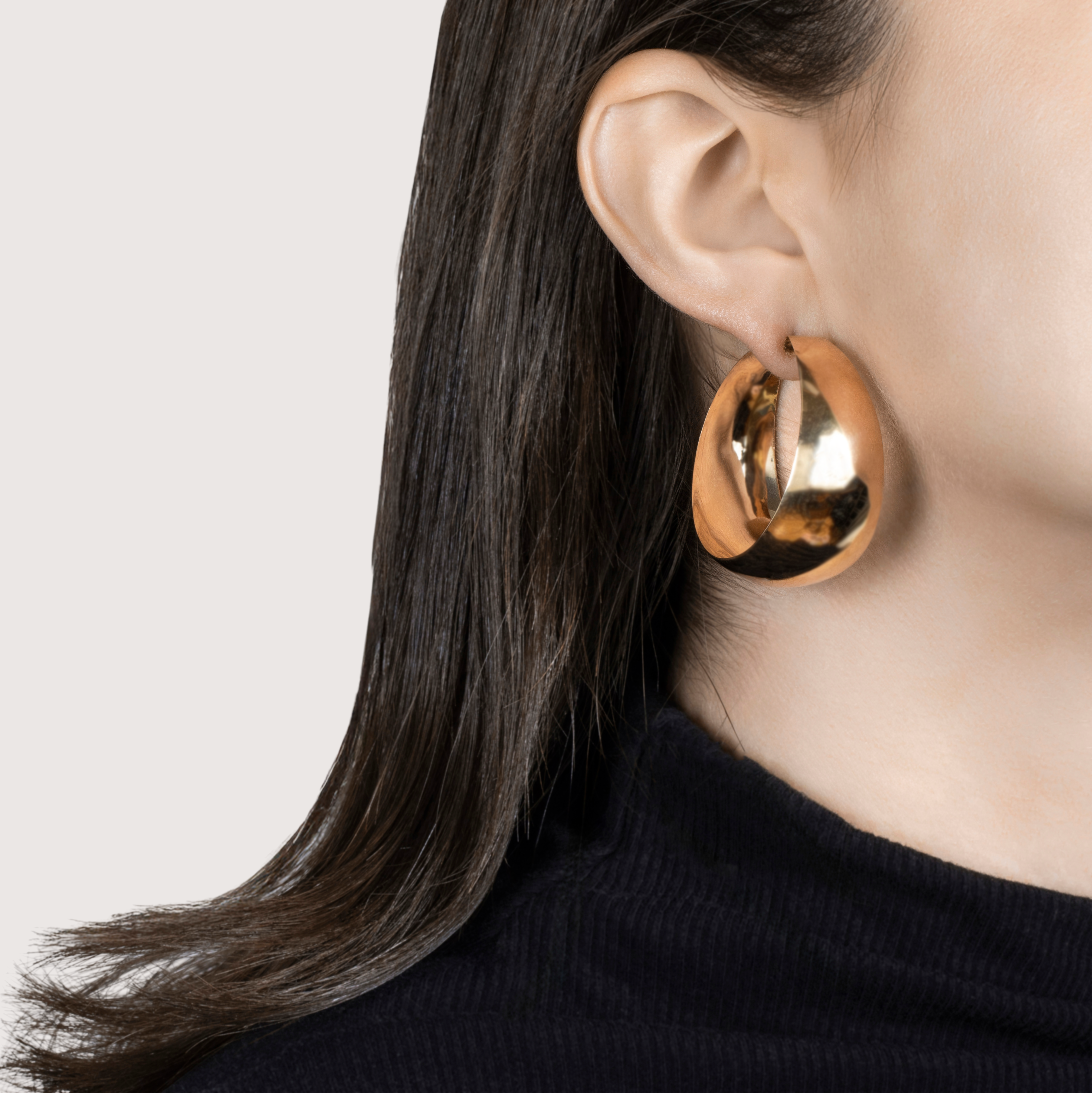 Vintage Oversized 14k Yellow Gold Dramatic Flair Hoop Earrings、mySite、hinf8tx79