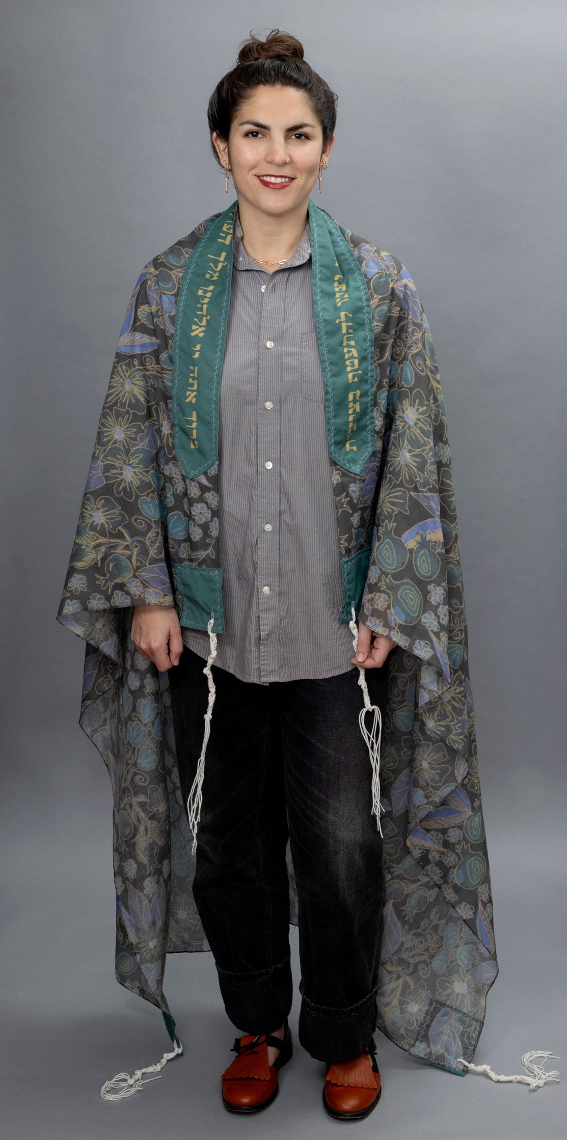 Dark Blue, Green, and Yellow Pomegranates with Leaf Trim Tallit、mySite、topwebapps