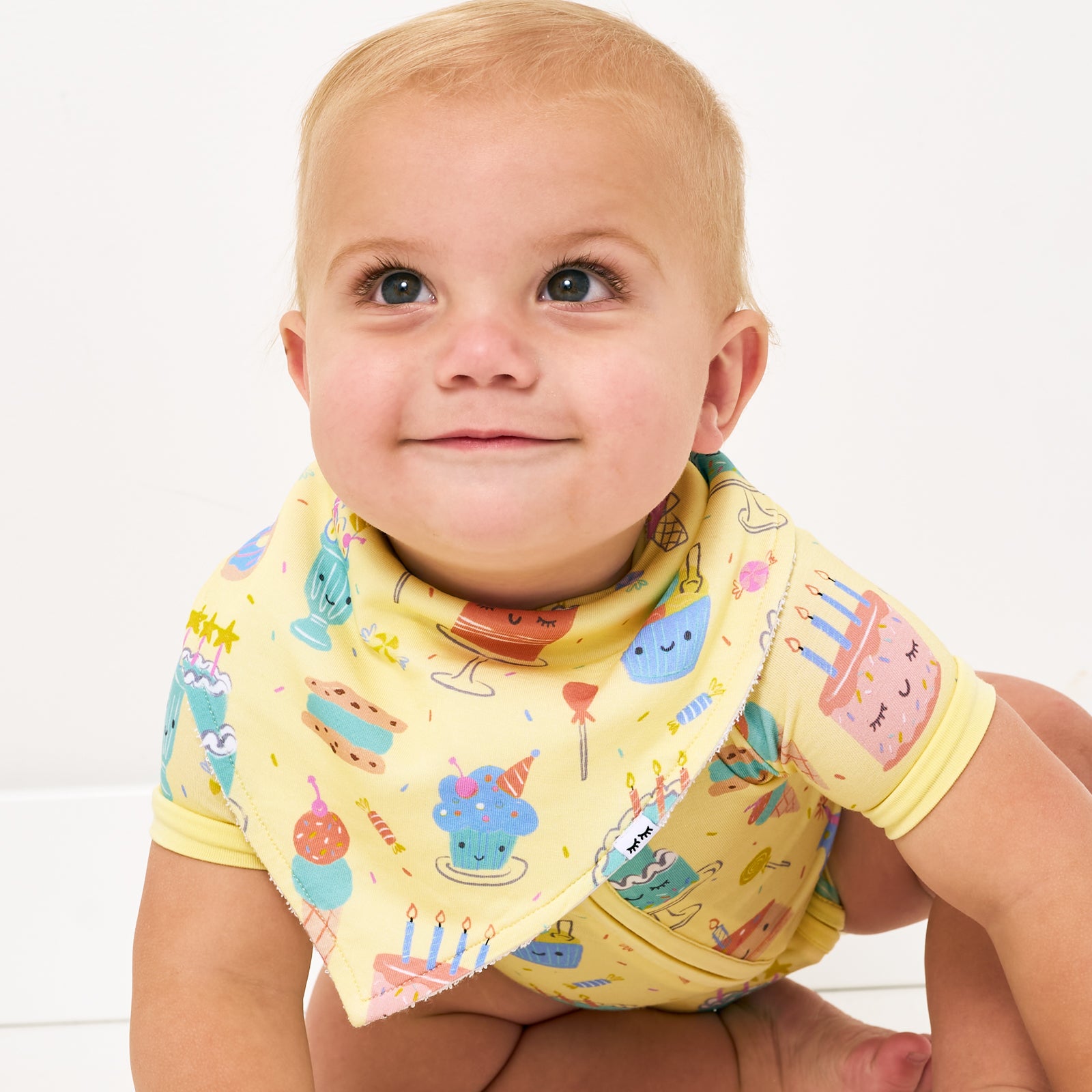  Frosted Fun Bandana Bib、mySite、layawaytickets