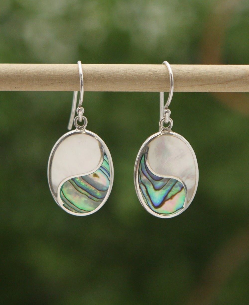 Abalone Shell Yin Yang Earrings with Mother of Pearl、mySite、topwebapps