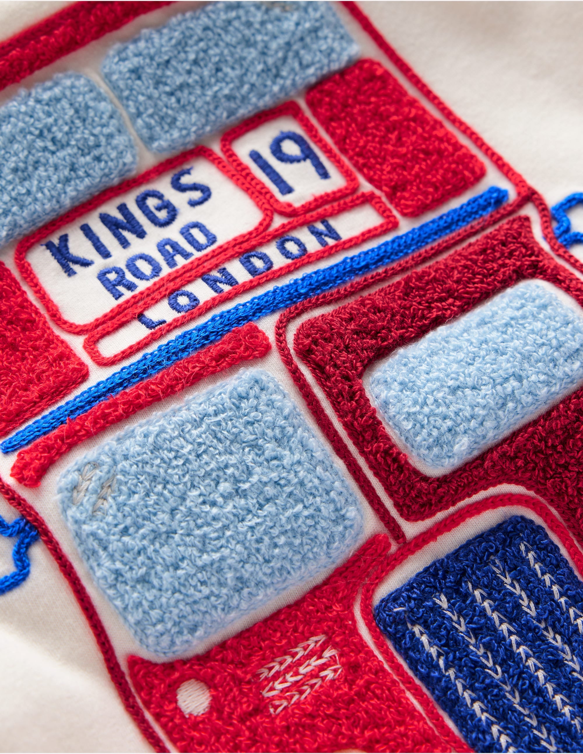  Chain Stitch T-Shirt-Soft Ivory Bus、mySite、ashleygrahame