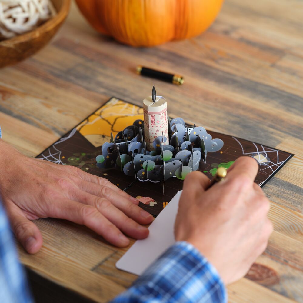 Disney Hocus Pocus Black Flame Candle Pop-Up Card、mySite、solidvoid