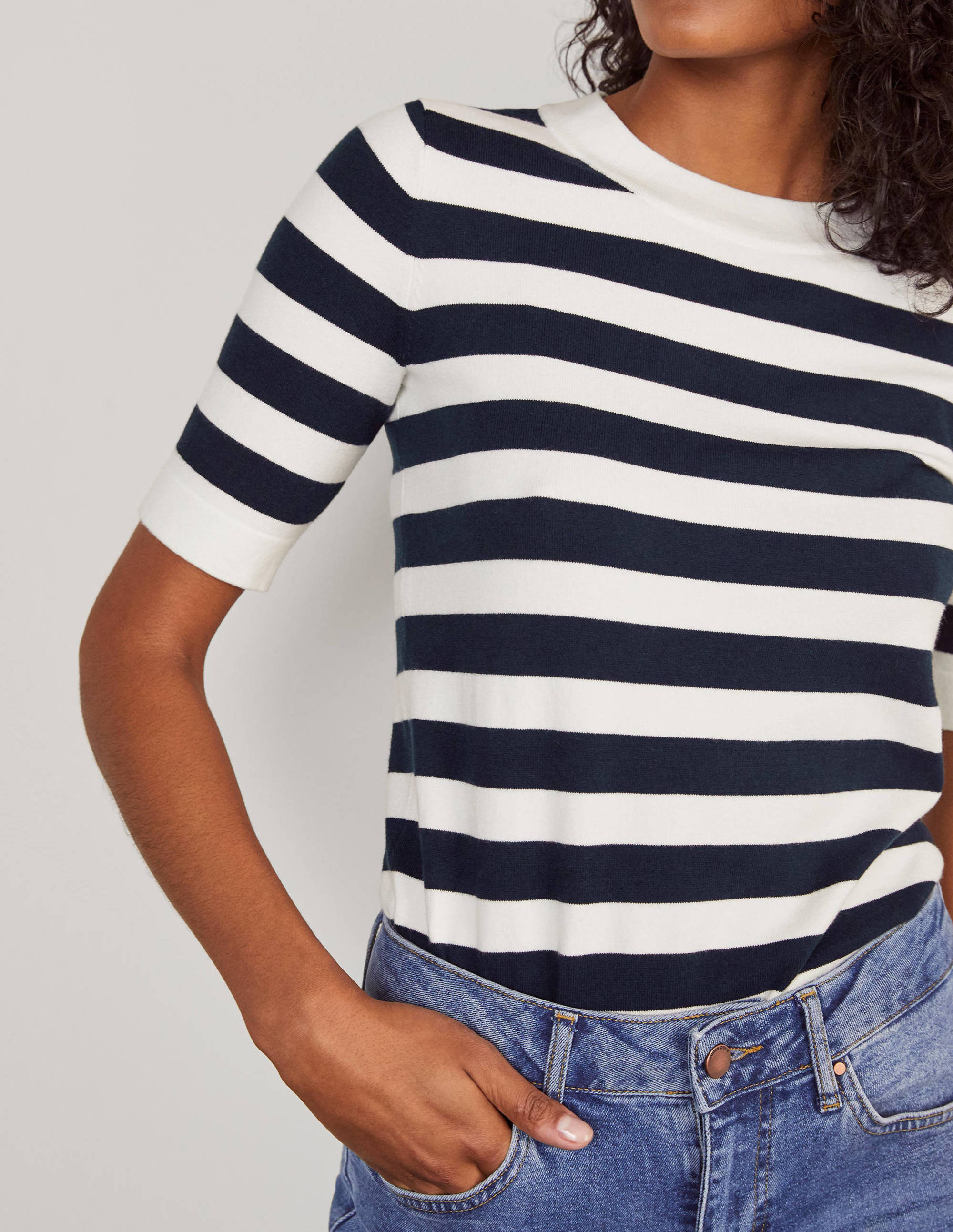  Abingdon Cotton Knitted Tee-Navy/Ivory Stripe、mySite、ashleygrahame