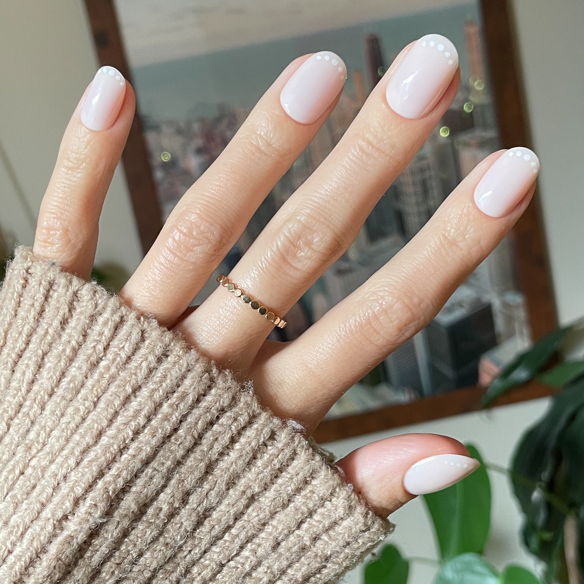 Dotted French | Short | Round - Tab Press-On、mySite、solidvoid