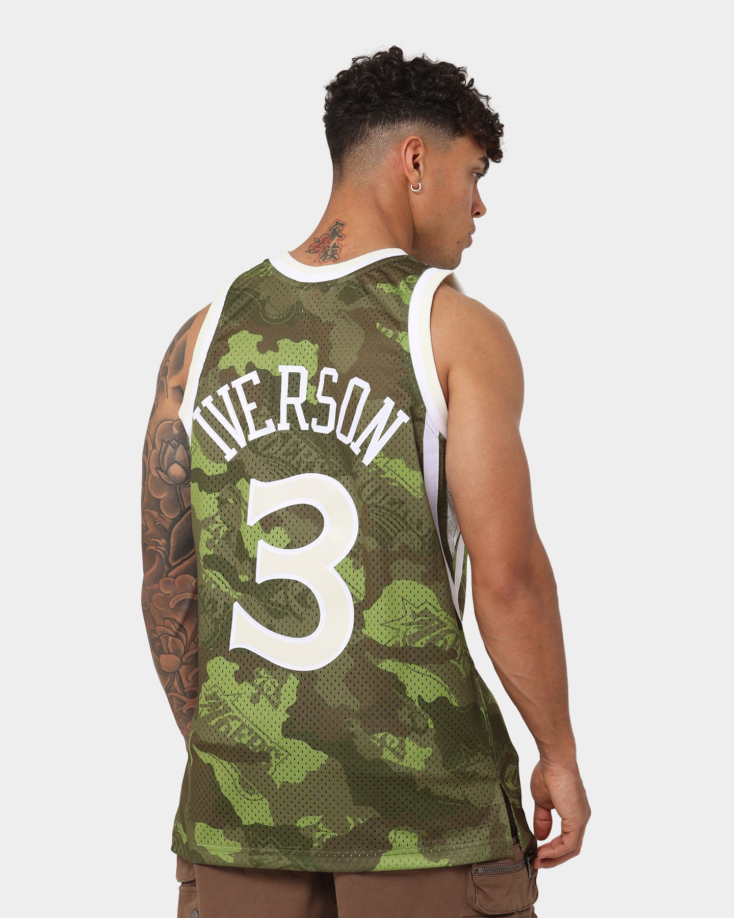 Mitchell & Ness Allen Iverson Philadelphia Sixers '96-'97 Camo Swingman Jersey Green Camo、mySite、zt4zffjzw