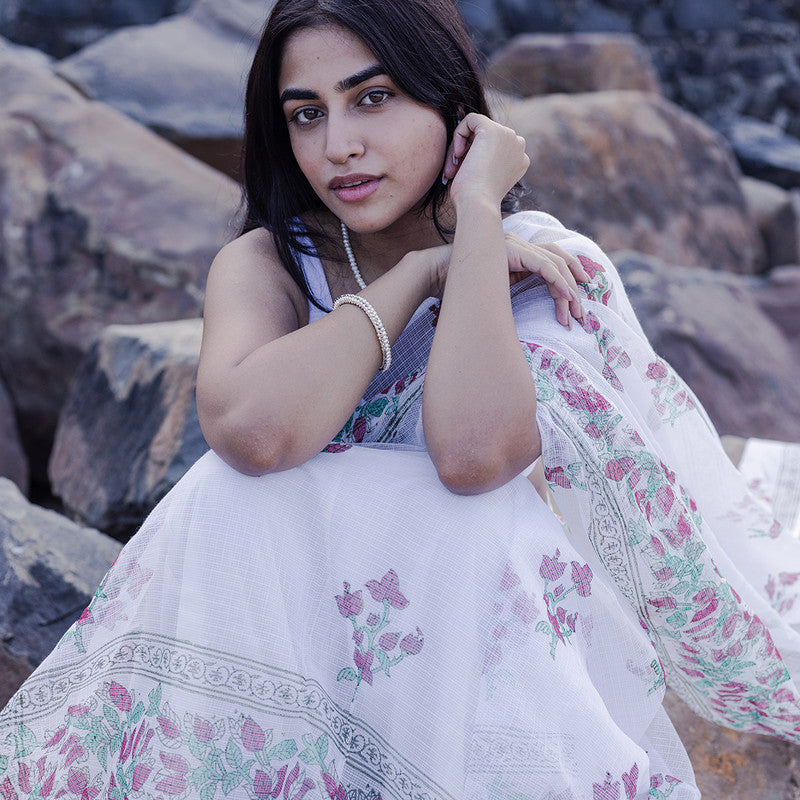 Kota Handblock Printed Saree | Bougainvillea | White & Red、mySite、camillekostekn