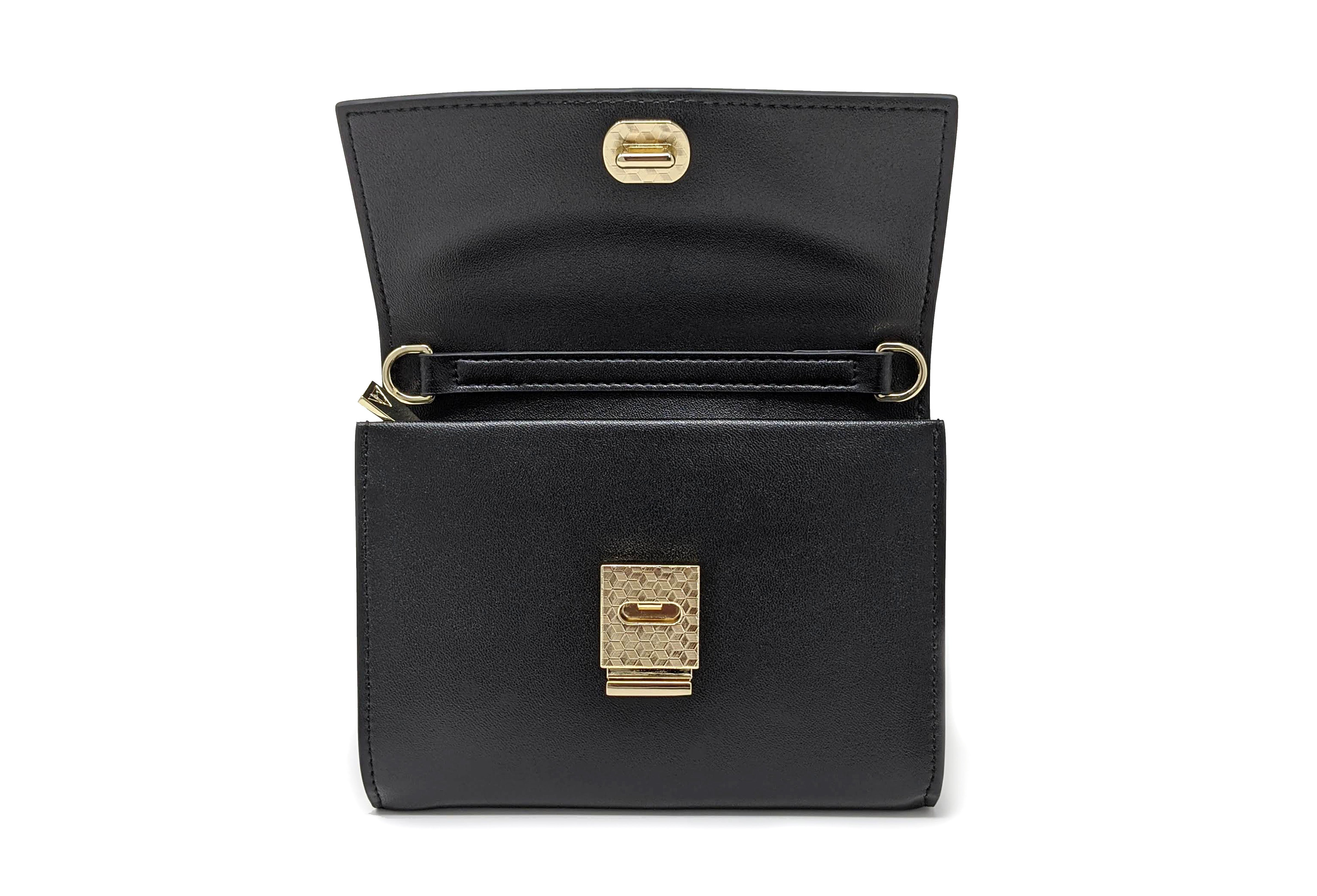 Kelso RFID-blocking Passport Pouch、mySite、garagedoors4me