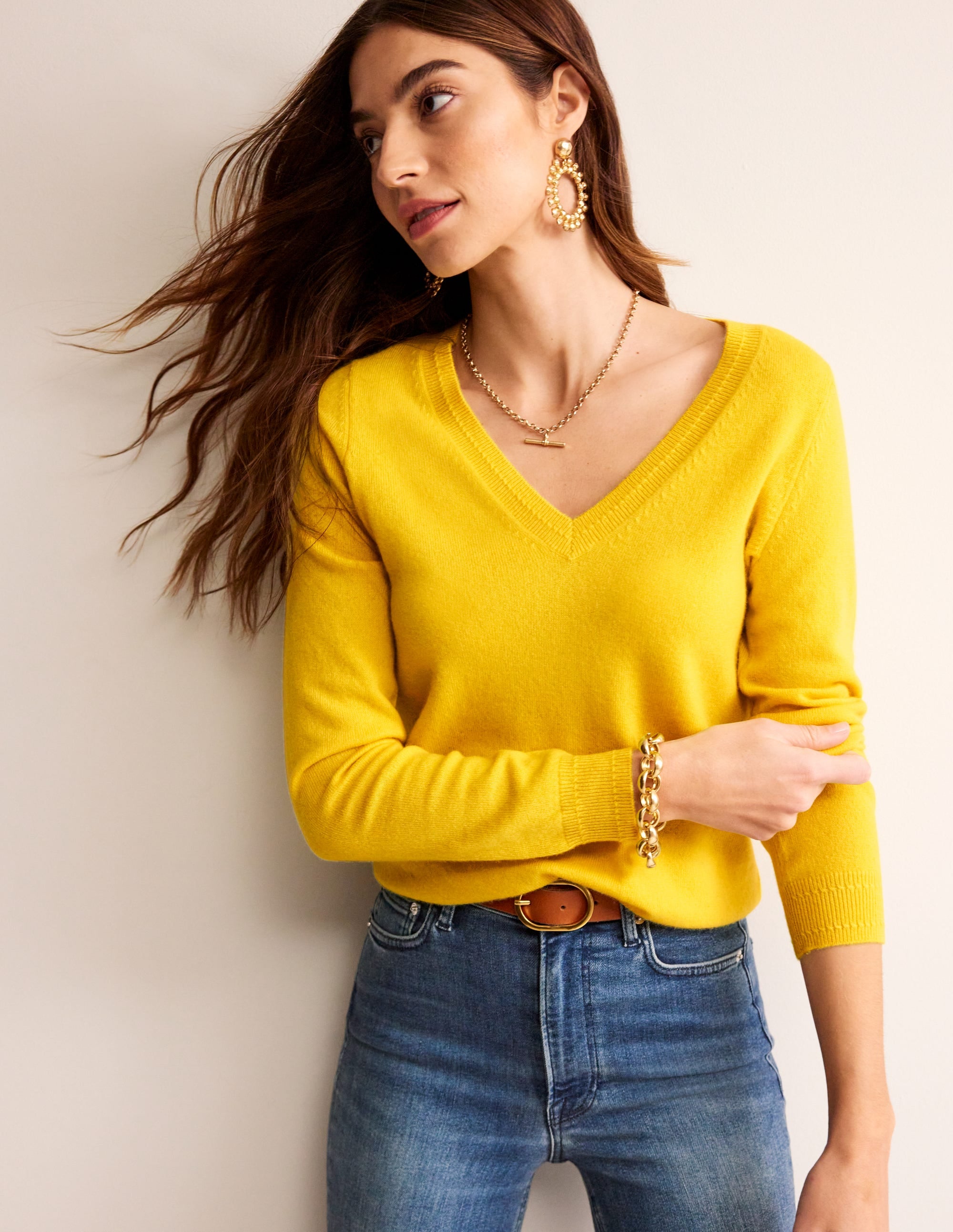  Eva Cashmere V-Neck Jumper-Pineapple Yellow、mySite、ashleygrahame