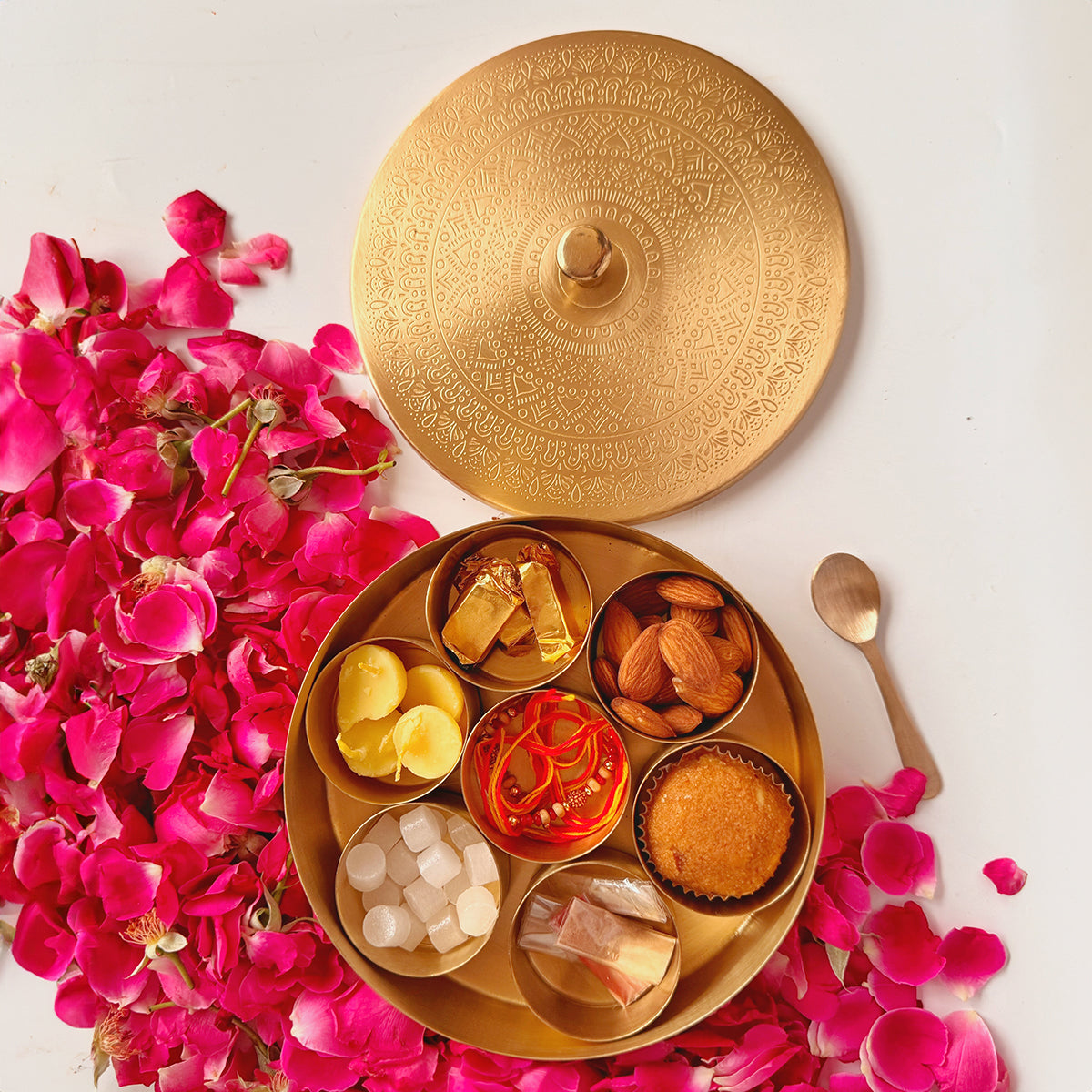 Brass Masala Box | Rangoli | 6 inches、mySite、camillekostekn