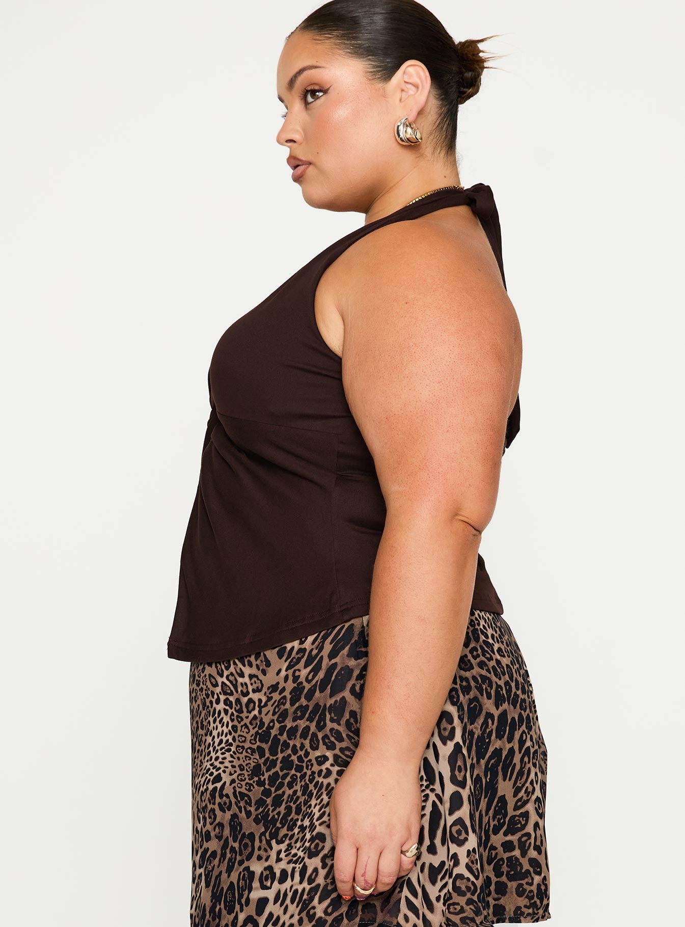 No Hard Feelings Twist Top Brown Curve、mySite、solidvoid