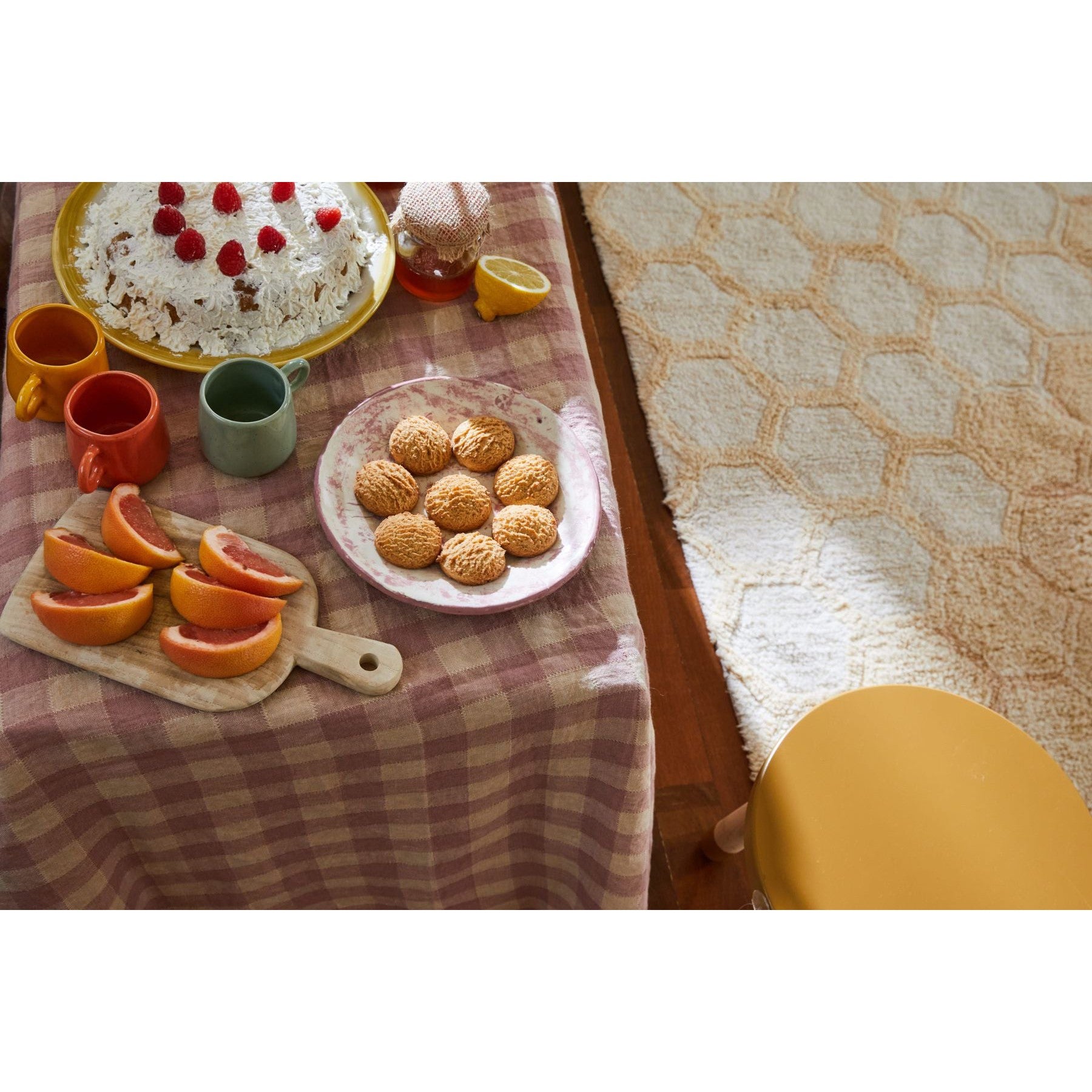 Planet Bee Sweet Honey Washable Rug、mySite、gigharbornorthrealestate