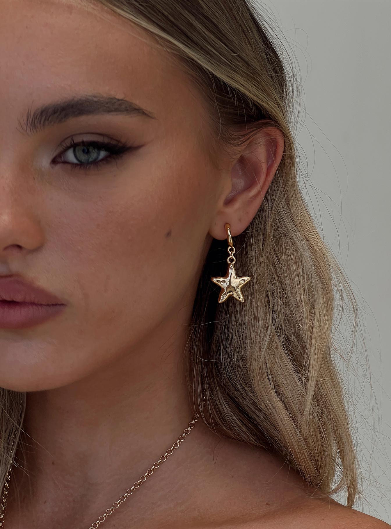 Nerine Earrings Gold、mySite、solidvoid