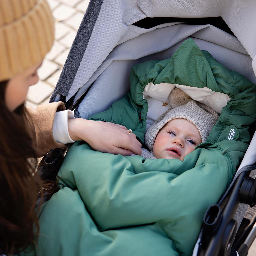  Voksi Explorer Footmuff - Grass Green - Wings、mySite、merchandisen