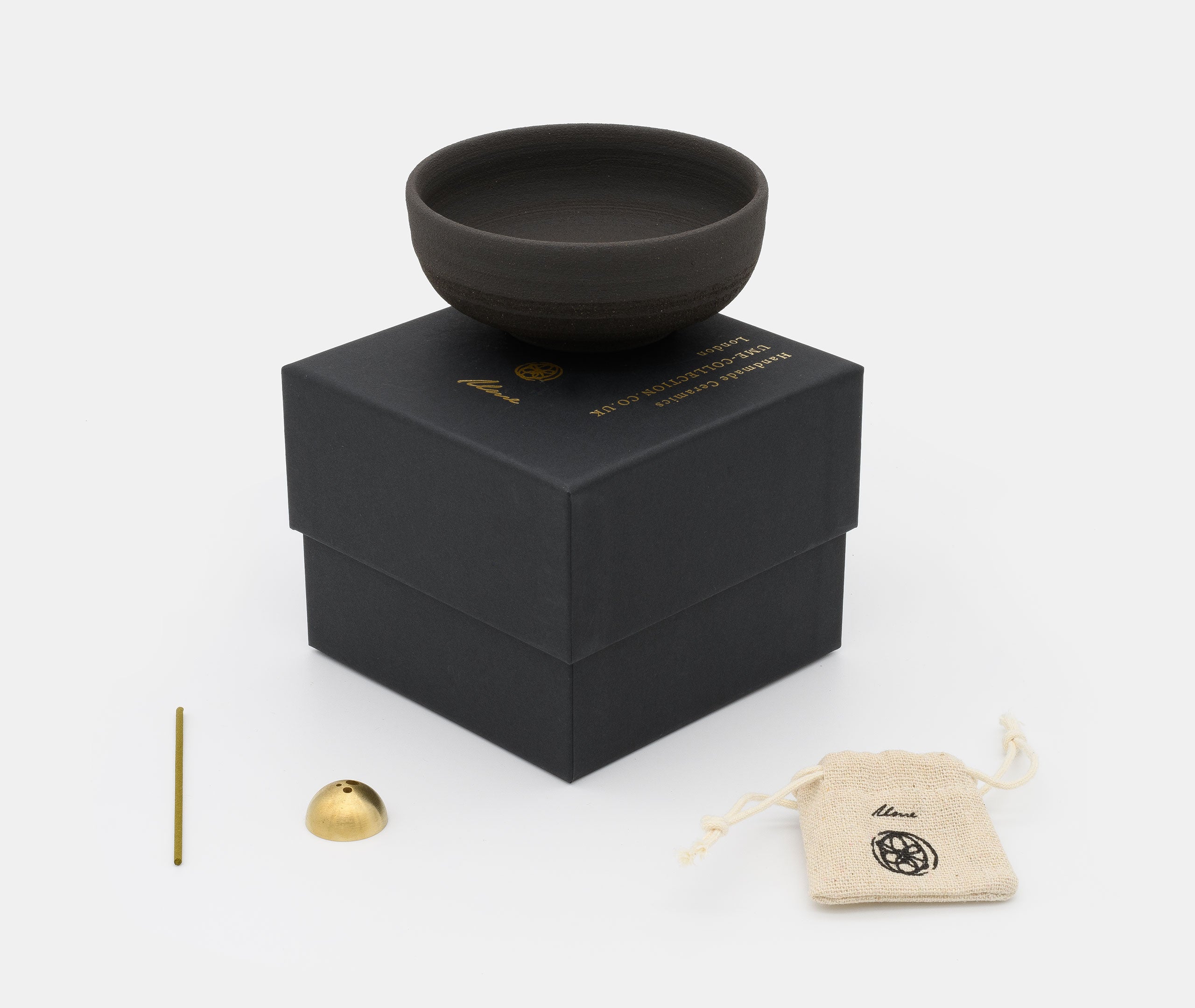 Raw Black Stoneware Incense Bowl with Gold Dome、mySite、topwebapps