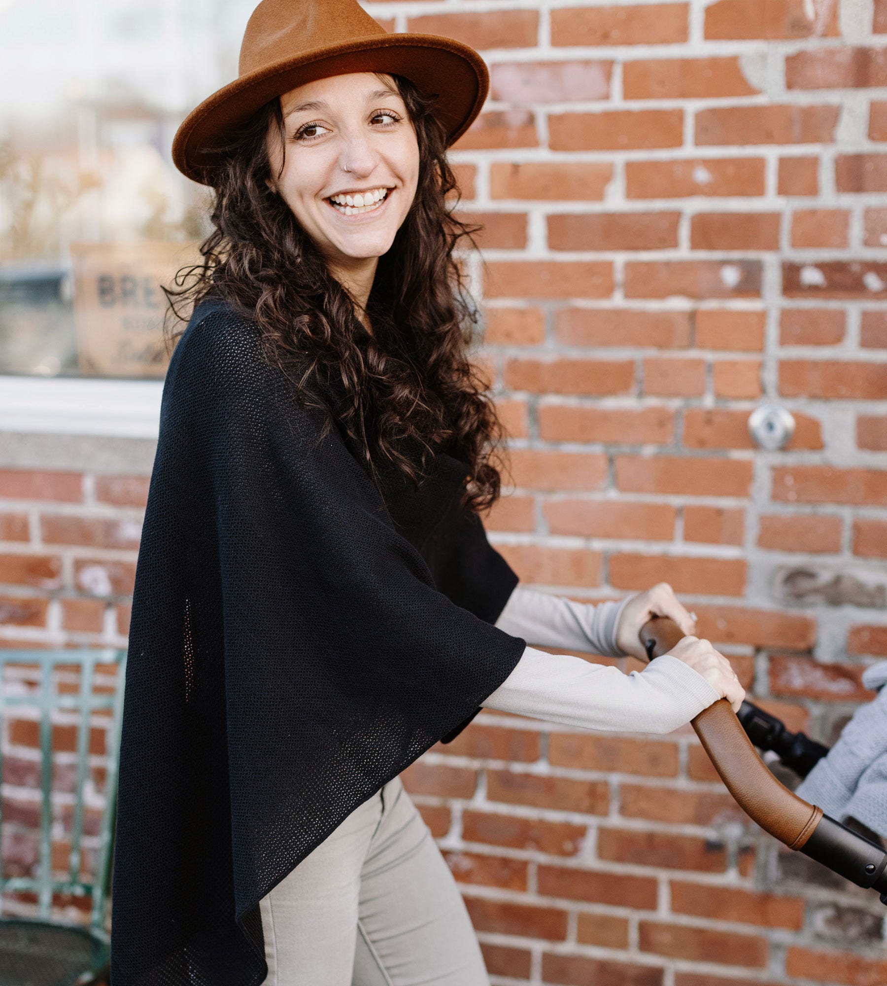 Cozy Canopy™ Nursing Cover - Black、mySite、g9winljtr