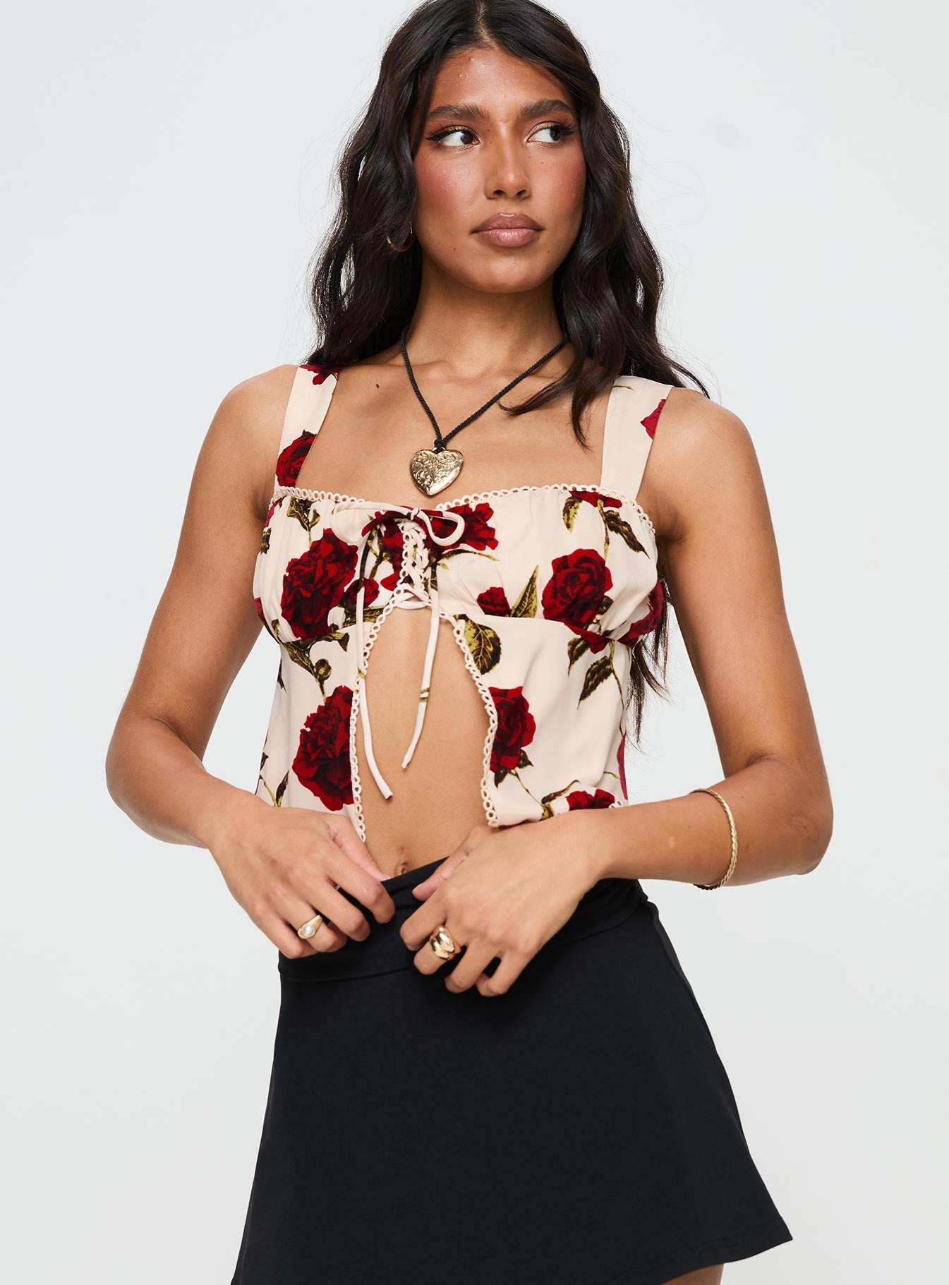 Cherished Charm Top Cream、mySite、solidvoid