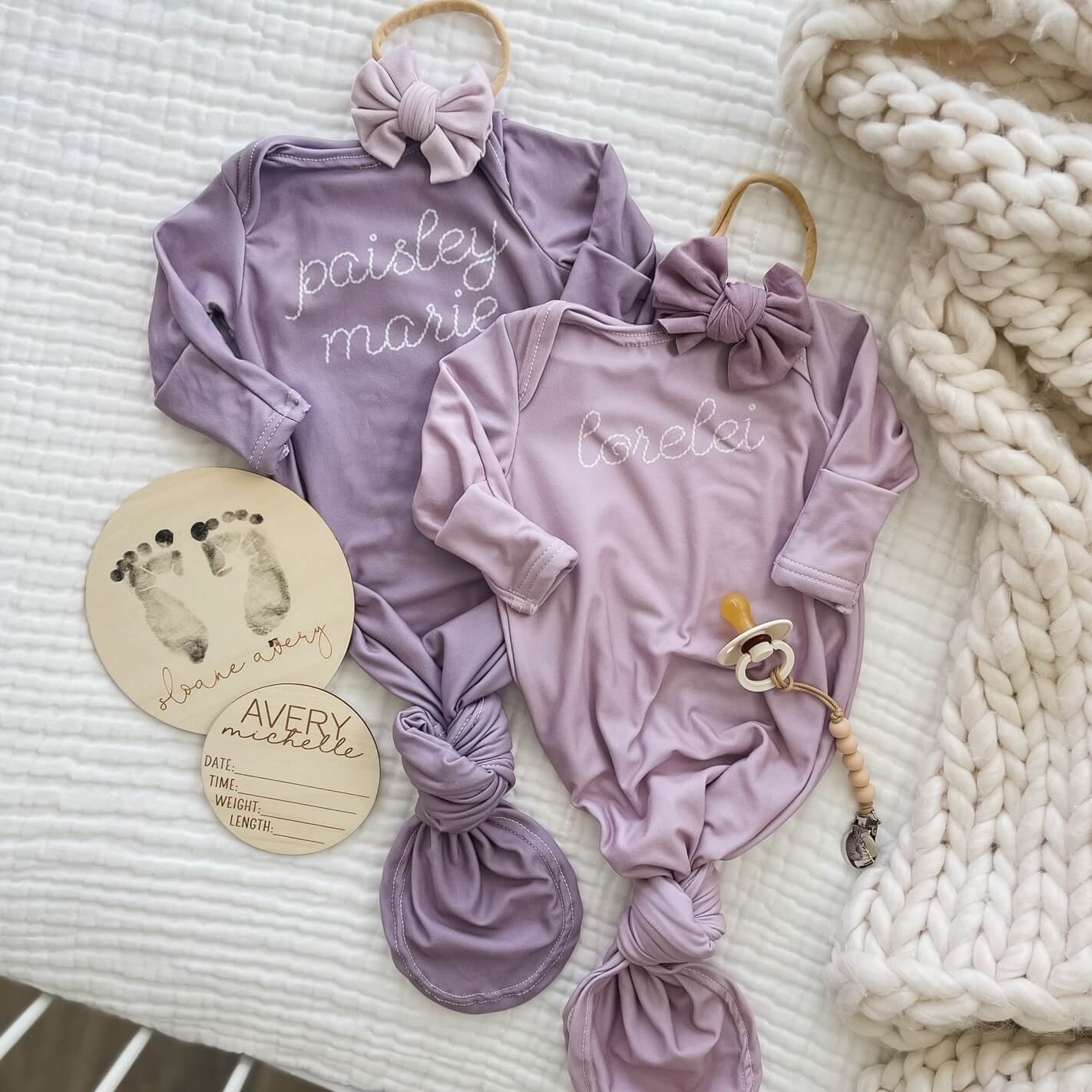  Personalized Stitched Newborn Baby Knot Gown | Lavender Dreams、mySite、layawaytickets