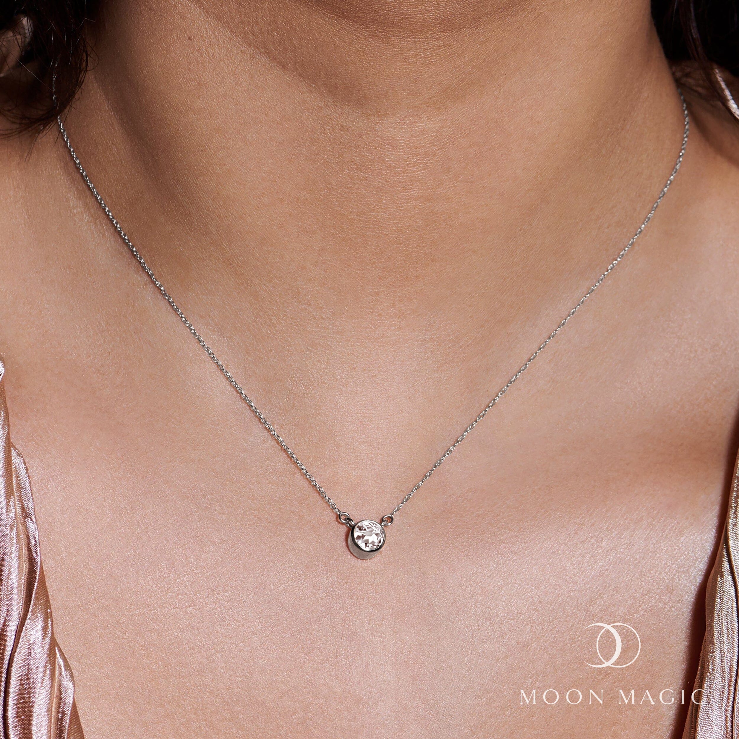 White Topaz Necklace - Solitaire、mySite、hinf8tx79