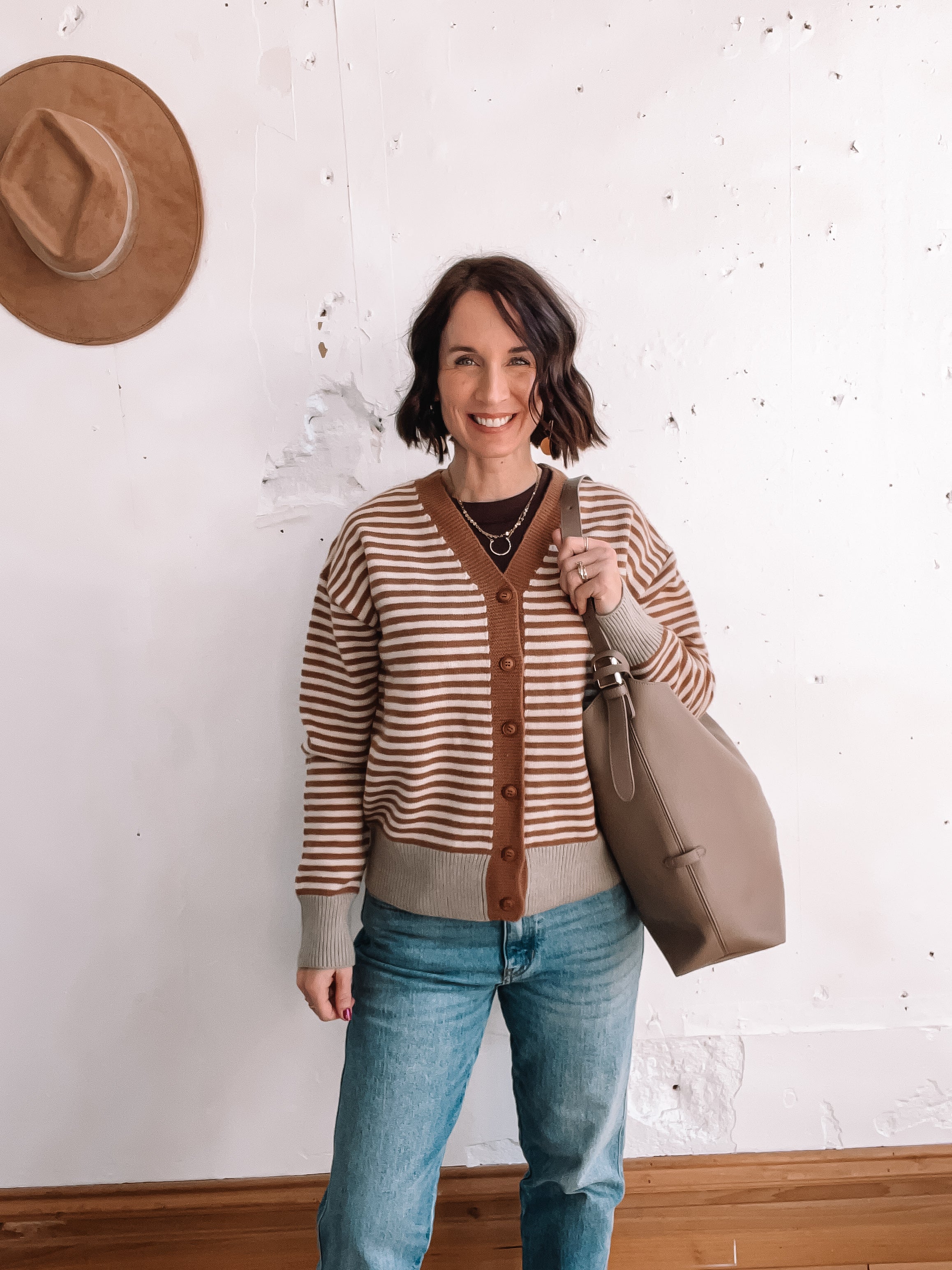 Molly's Cardigan、mySite、garagedoors4me