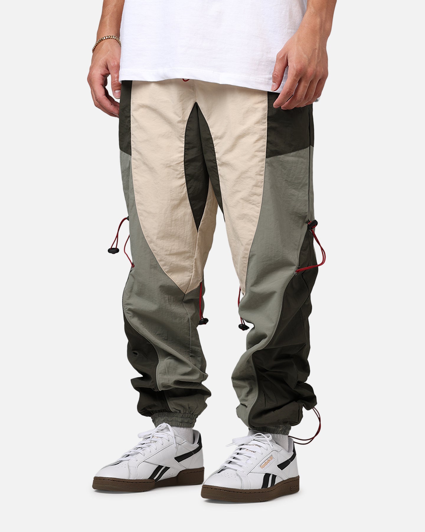 {product_title} - {shop_name}