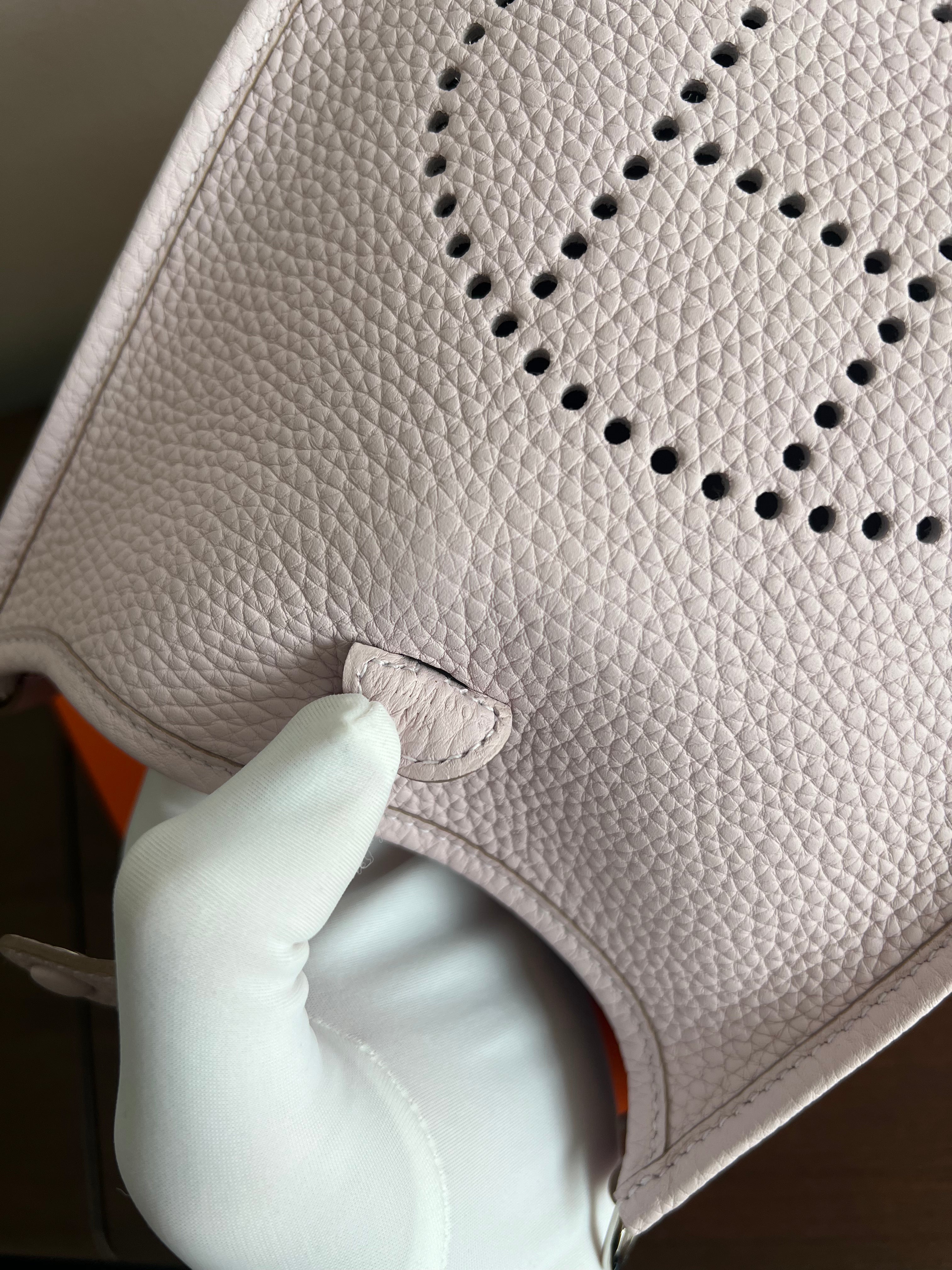 Hermès Mini Evelyne 16 Mauve Pale Clemence PHW、mySite、garminoutage.com