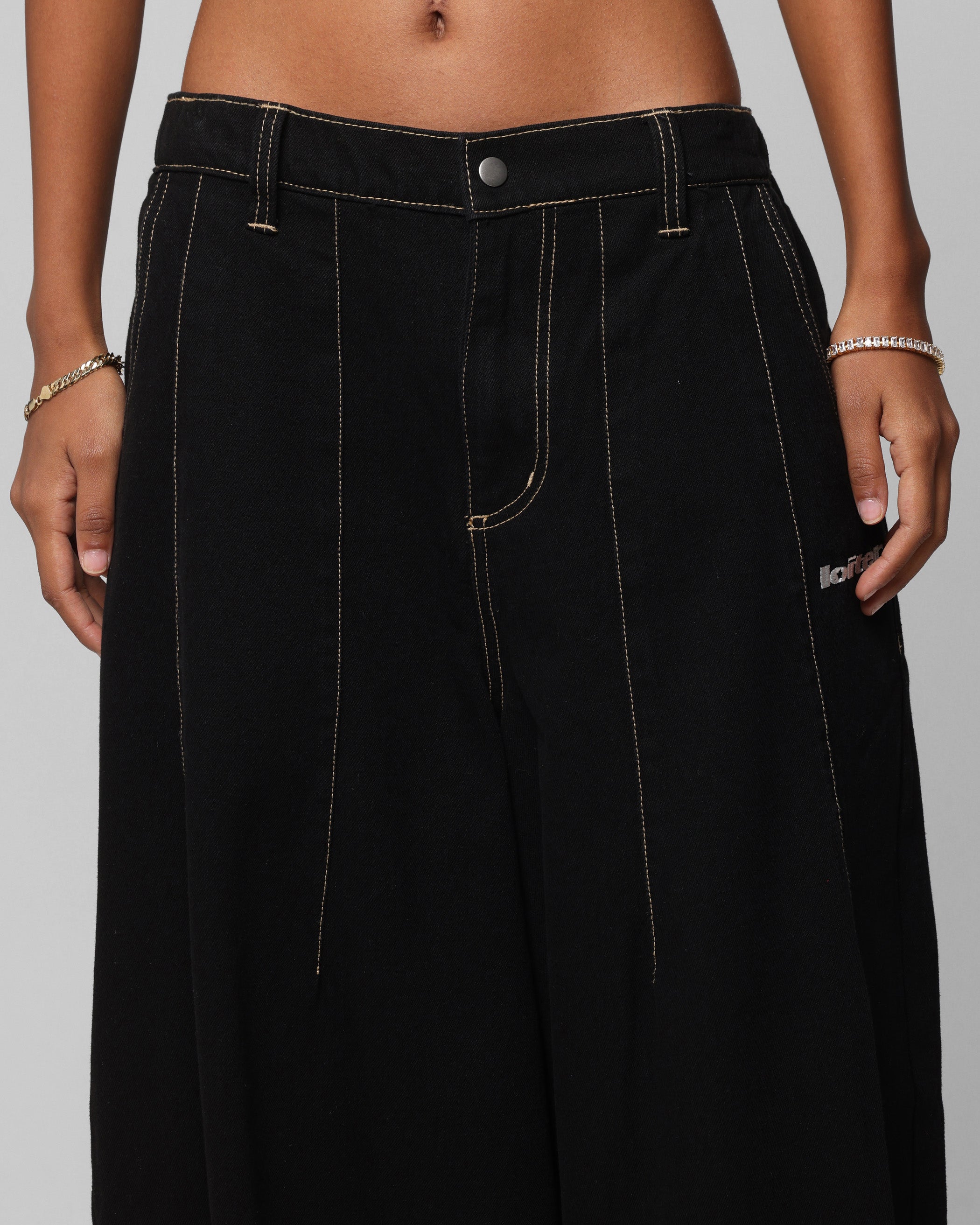 {product_title} - {shop_name}