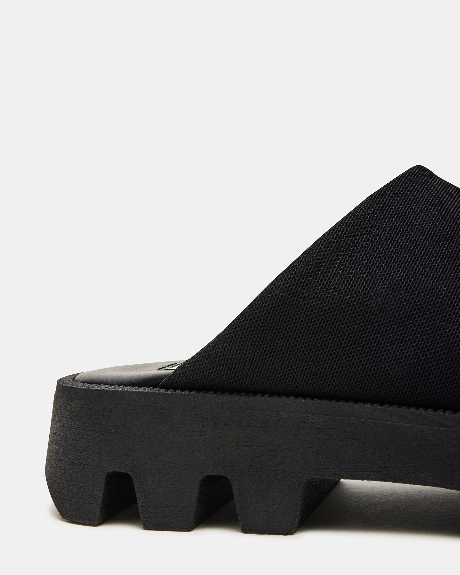 ASTRID BLACK、mySite、gtrtttuynbv