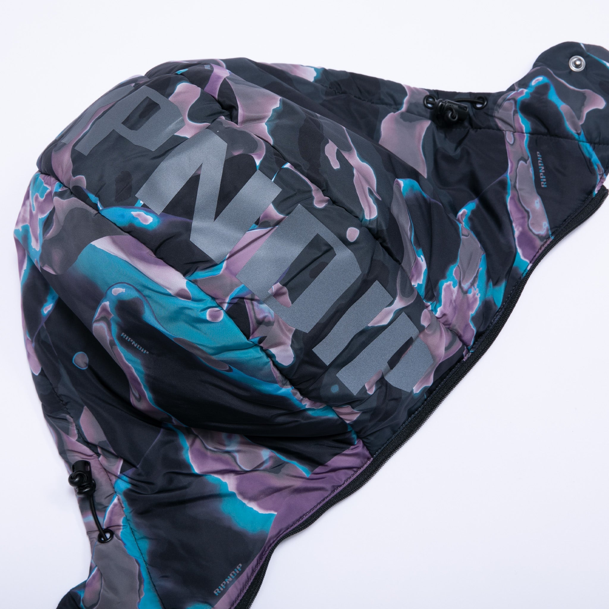 {product_title} - {shop_name}