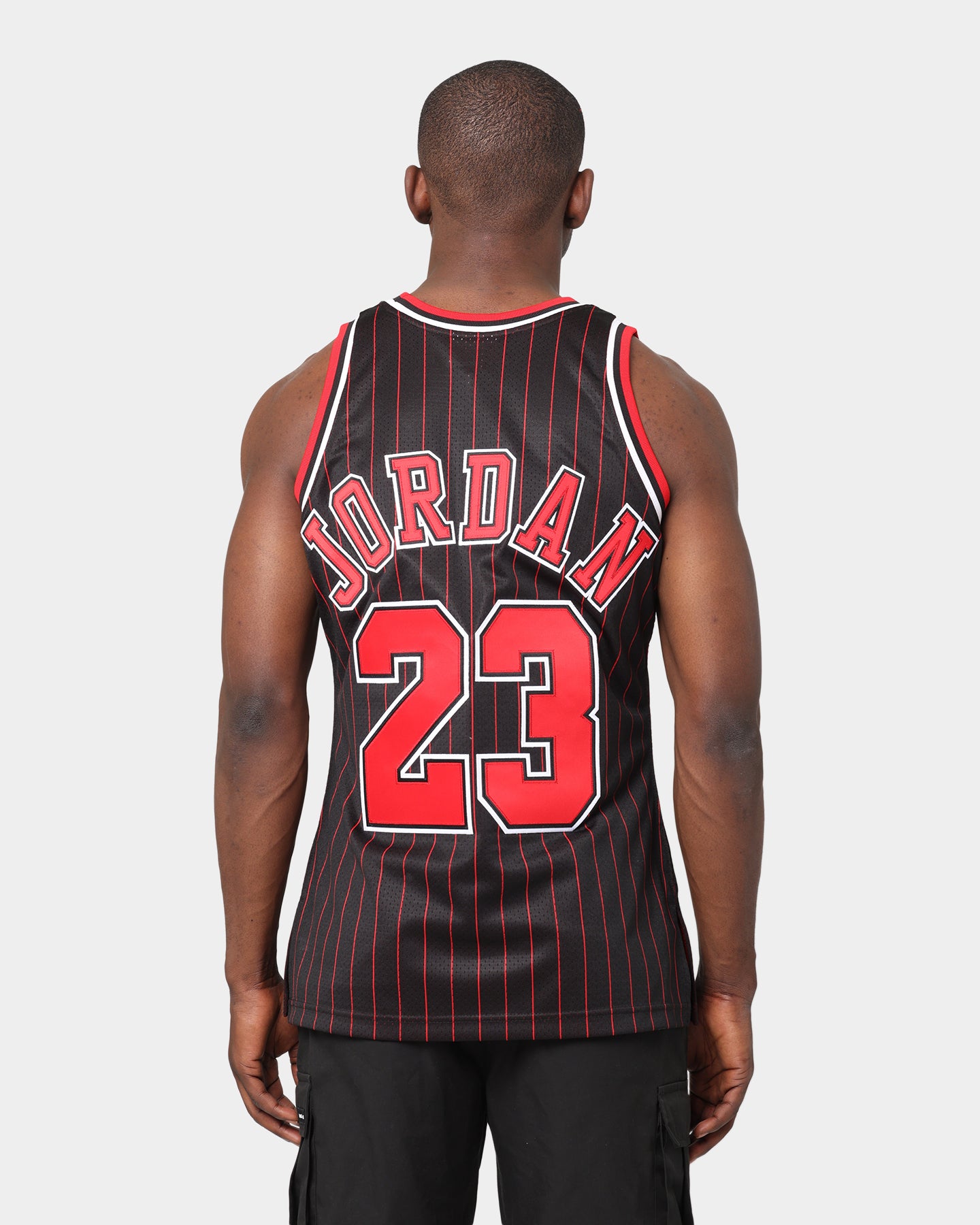 Mitchell & Ness Chicago Bulls Michael Jordan '95-'96 #23 Authentic Jersey Black、mySite、zt4zffjzw