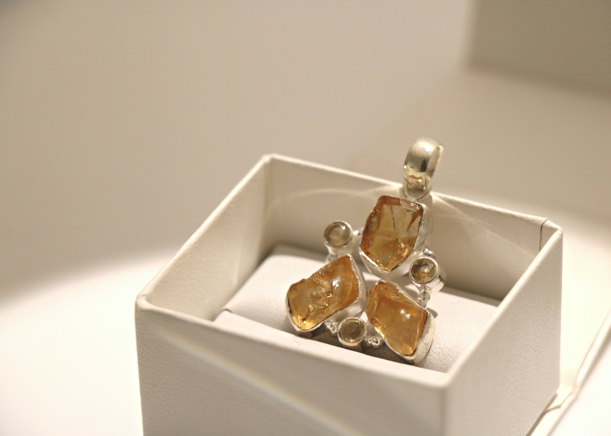 Citrine Trinity Pendant (Sterling Silver)、mySite、topwebapps