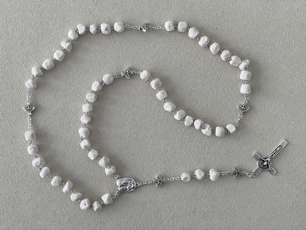 MEDJUGORJE - Rosary Made from Apparition Hill Stones directly from MEDUGORJE. (20 inches Long) - with The Holy Family、mySite、topwebapps