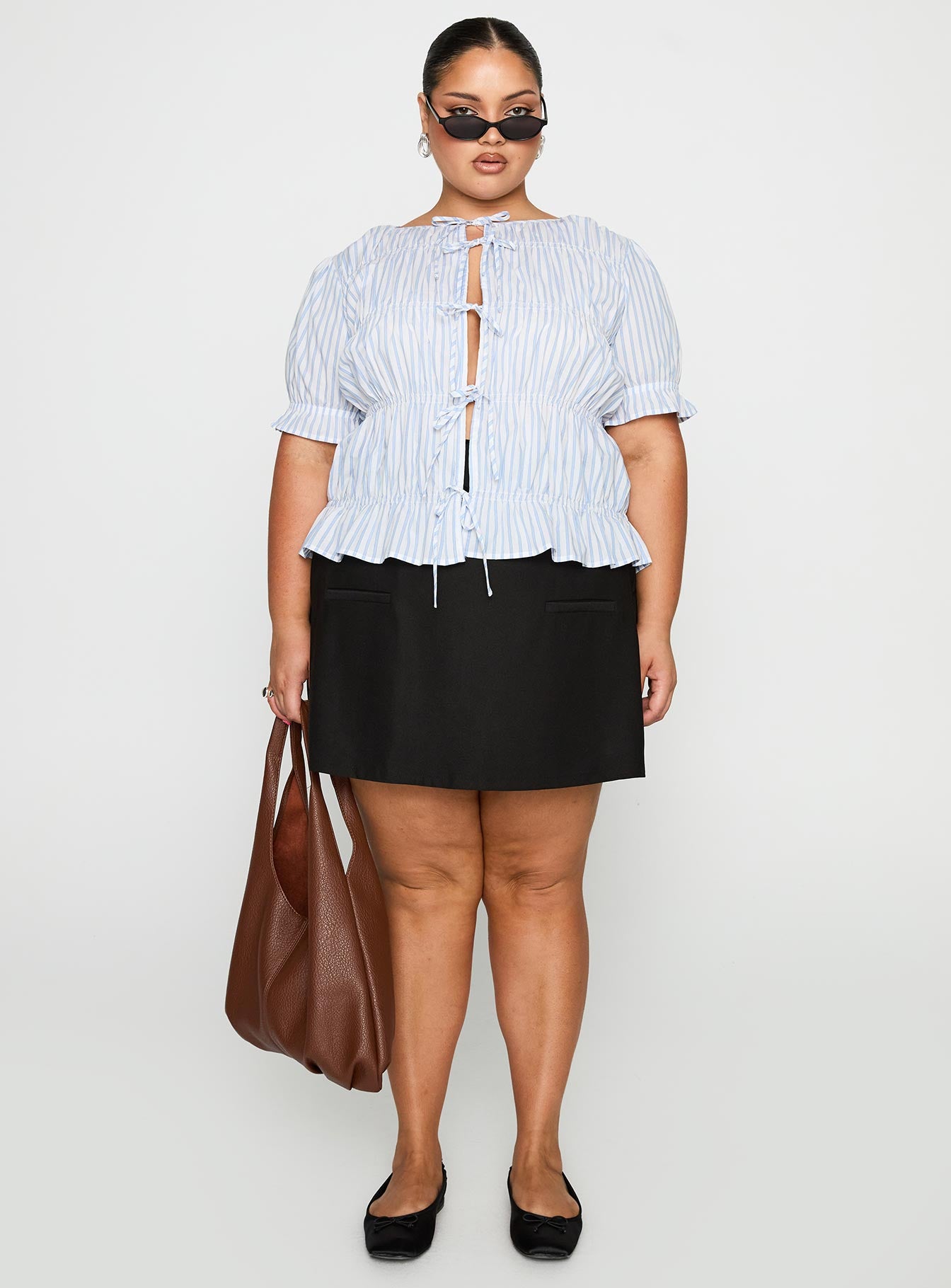 Alistair Bow Tie Top Blue / White Stripe Curve、mySite、solidvoid