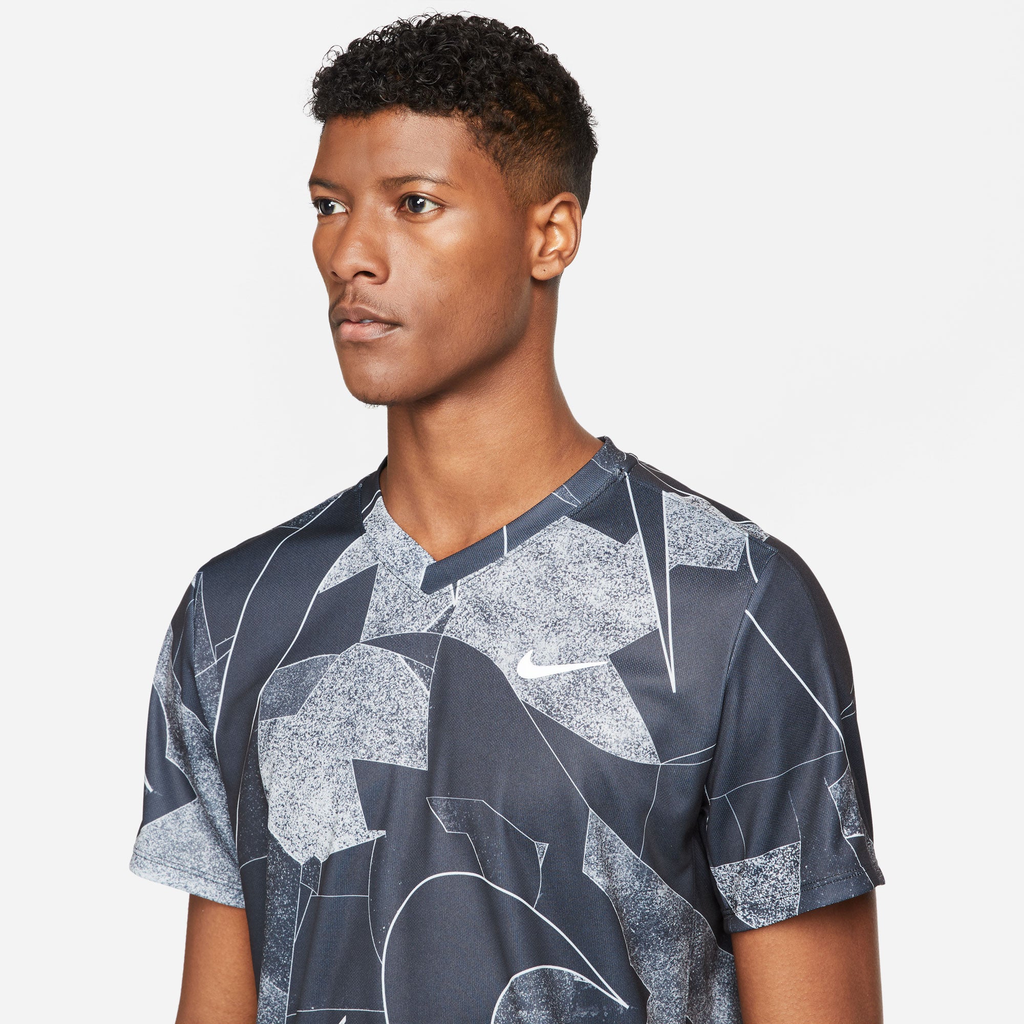 NikeCourt Dri-FIT Victory Men's Printed Tennis Shirt
