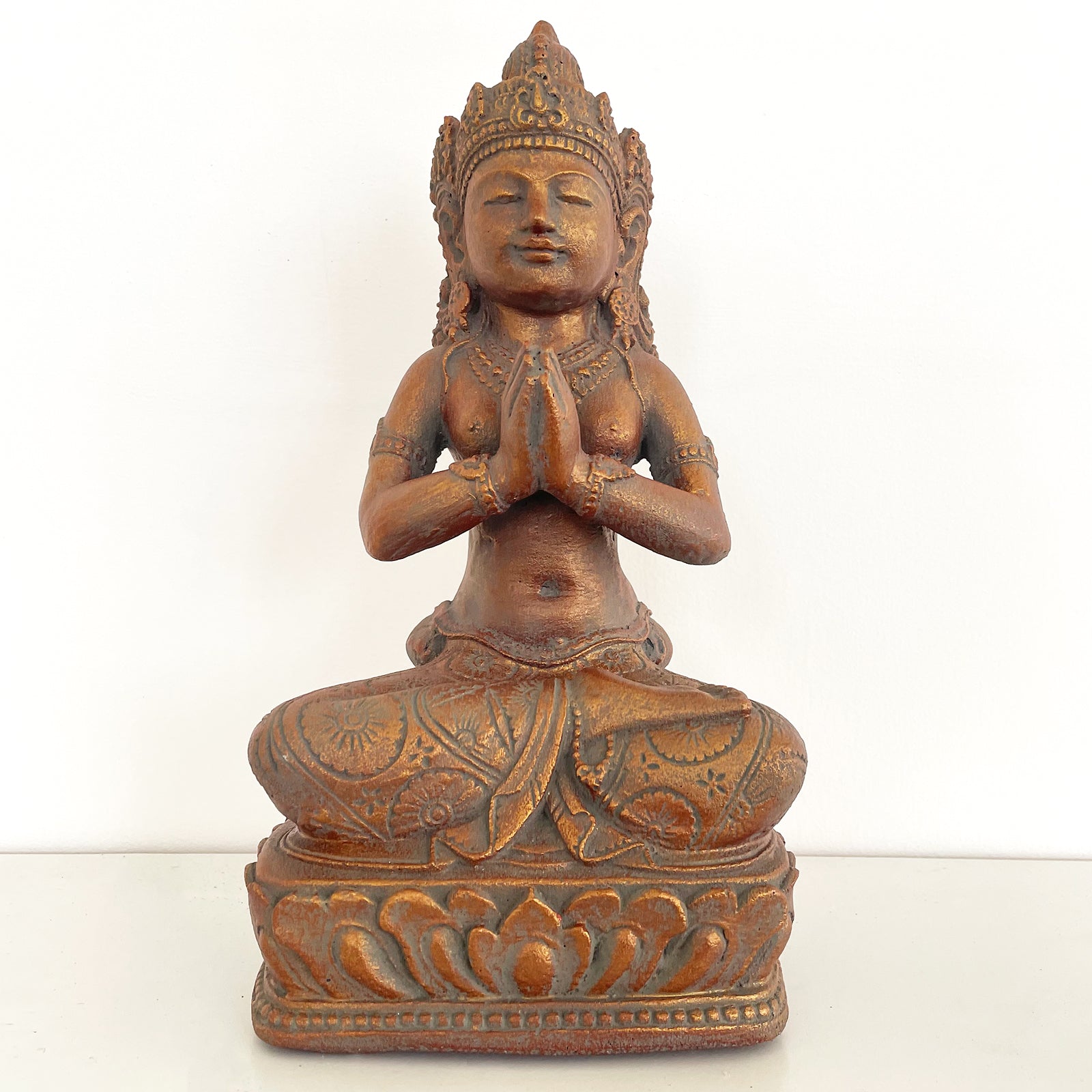 Small Praying Tara Garden Statue、mySite、topwebapps