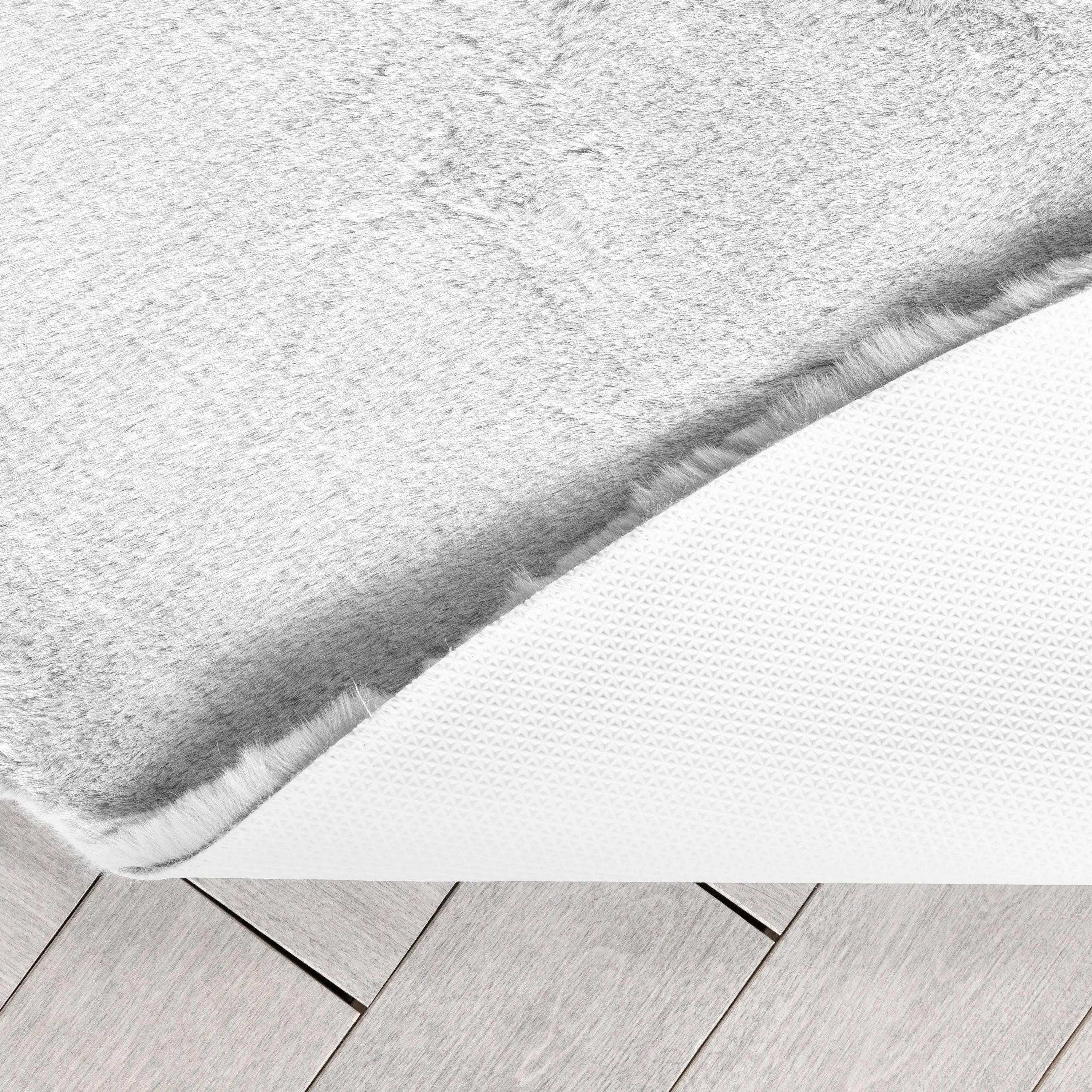 Crest Modern Glam Faux Fur Plush White Shag Rug、mySite、gigharbornorthrealestate