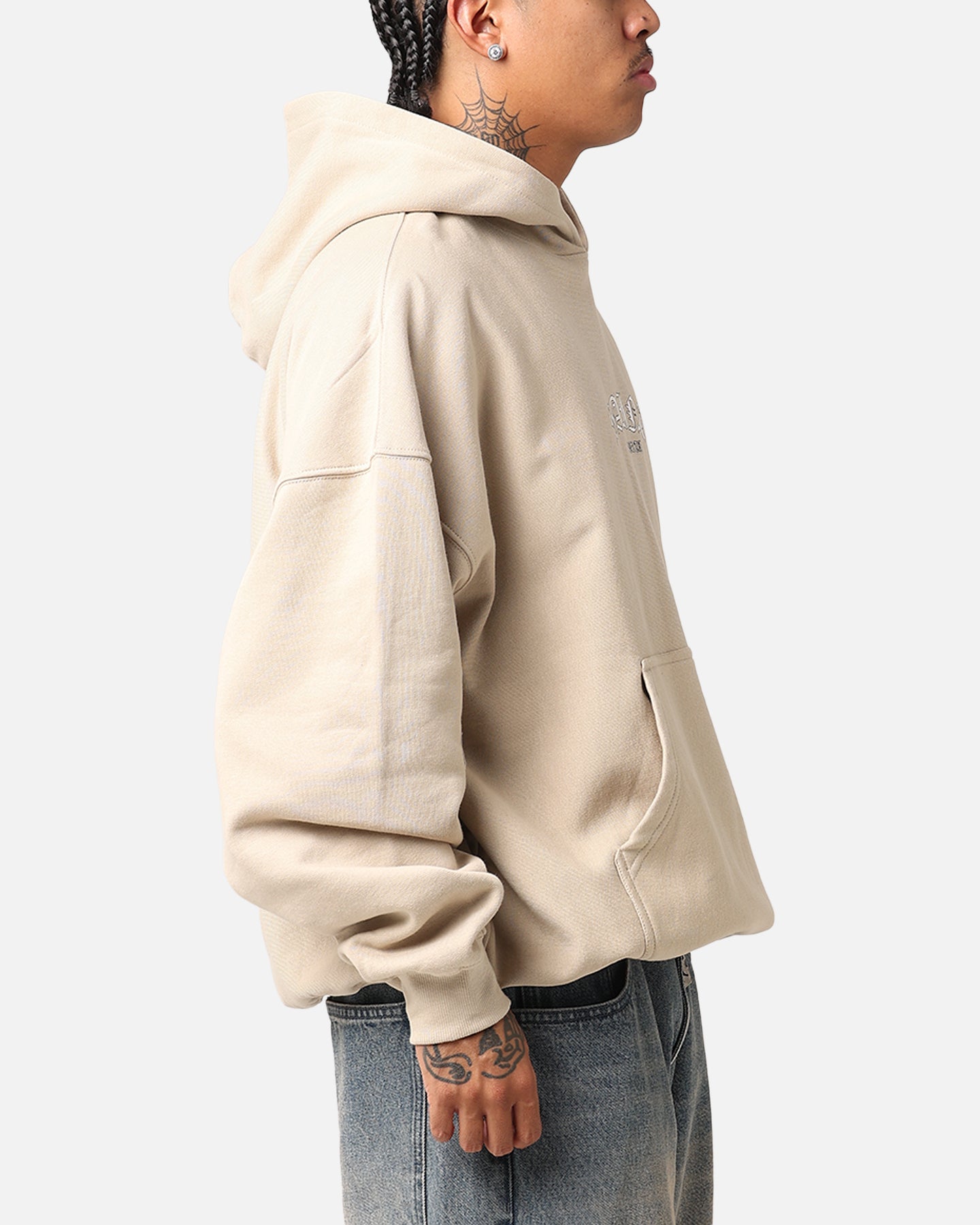 {product_title} - {shop_name}