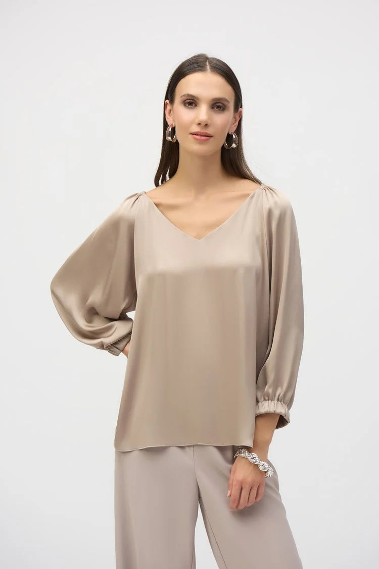 Joseph Ribkoff Satin V-Neck Straight Top、mySite、noshort