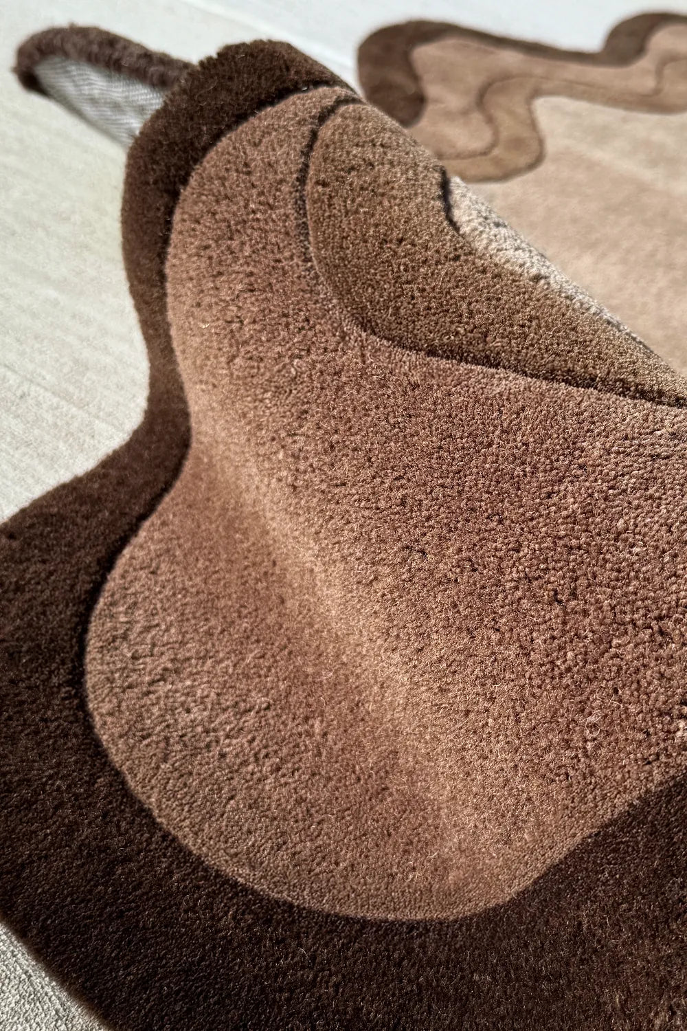 Puddle Organic Shaped Hand Tufted Wool Rug、mySite、gigharbornorthrealestate