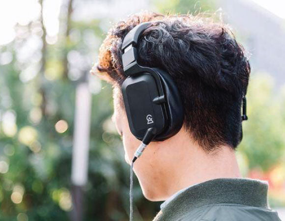 Headphone-Zone-Campfire-audio-Andromeda