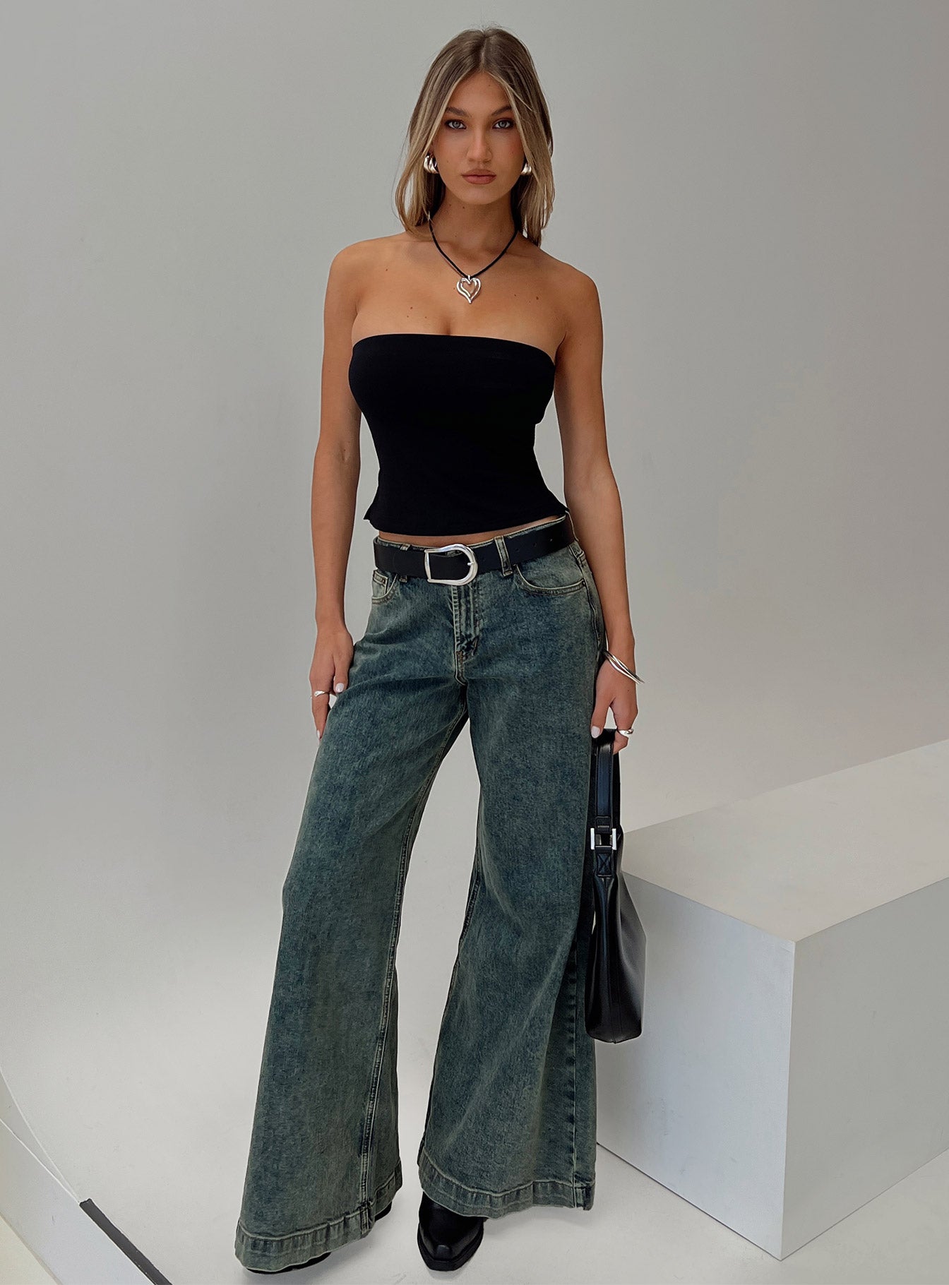 Aurorah Strapless Top Black、mySite、solidvoid