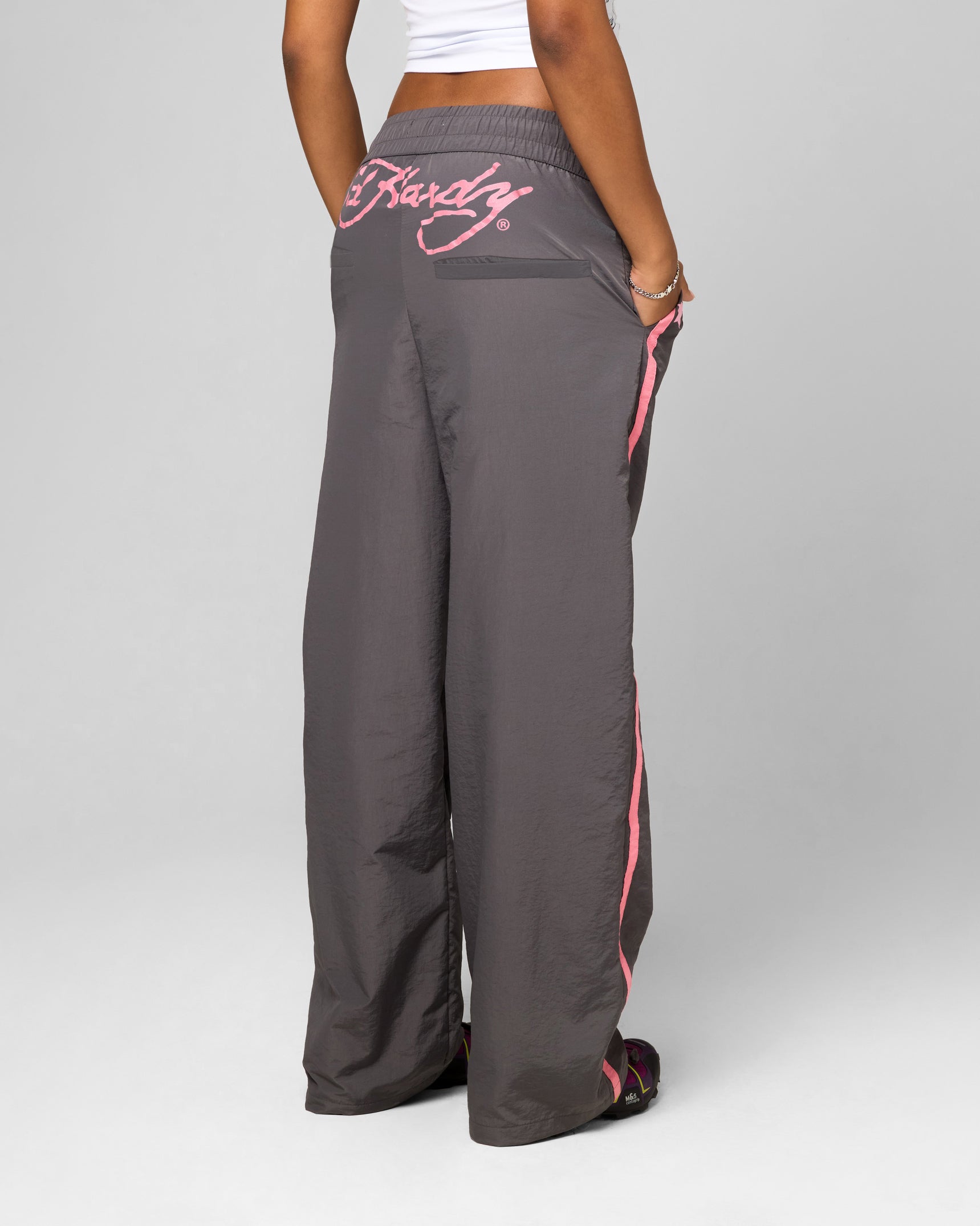 {product_title} - {shop_name}