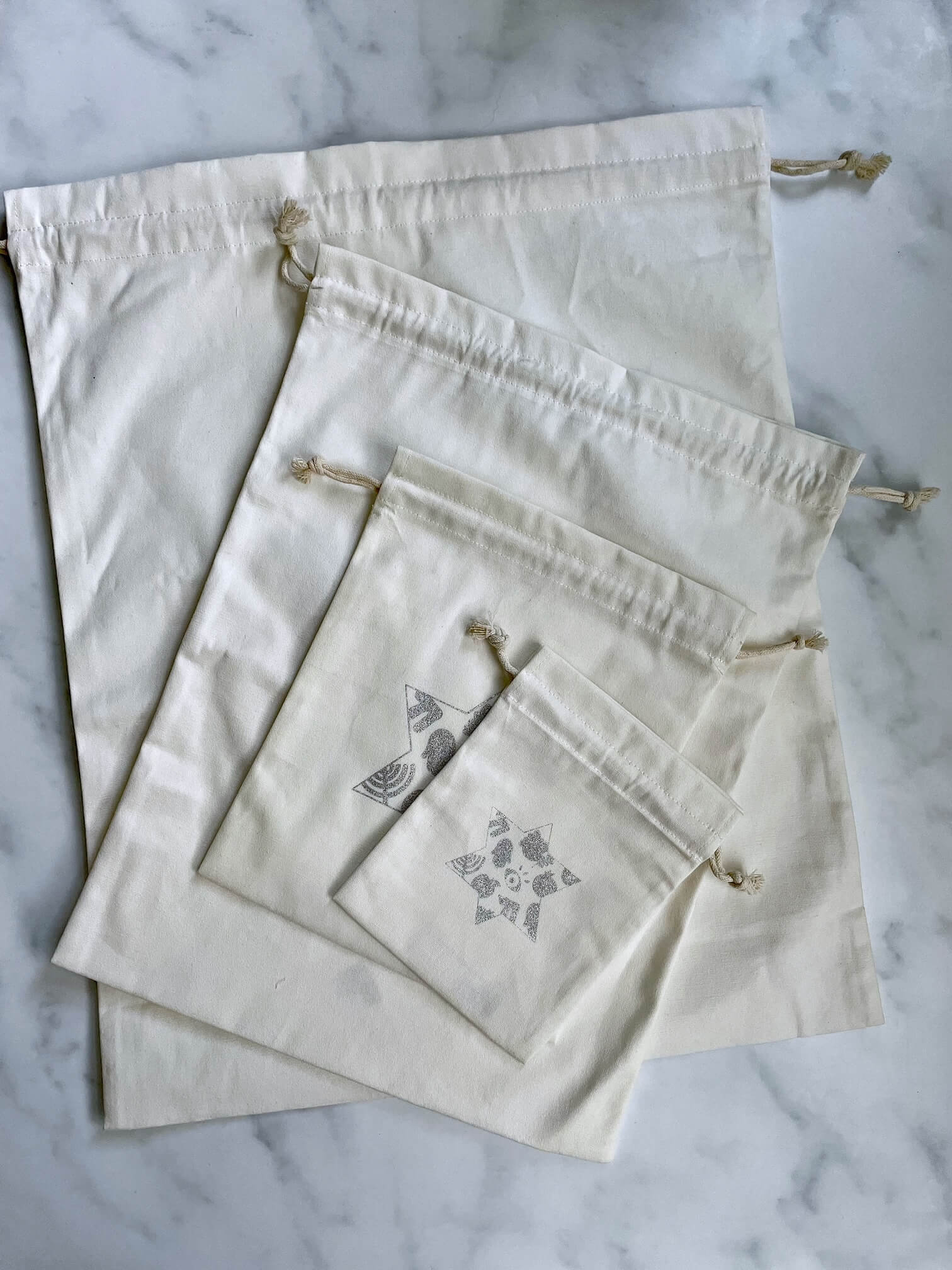 ModernTribe Reusable Gift Bags - Set of Four、mySite、topwebapps