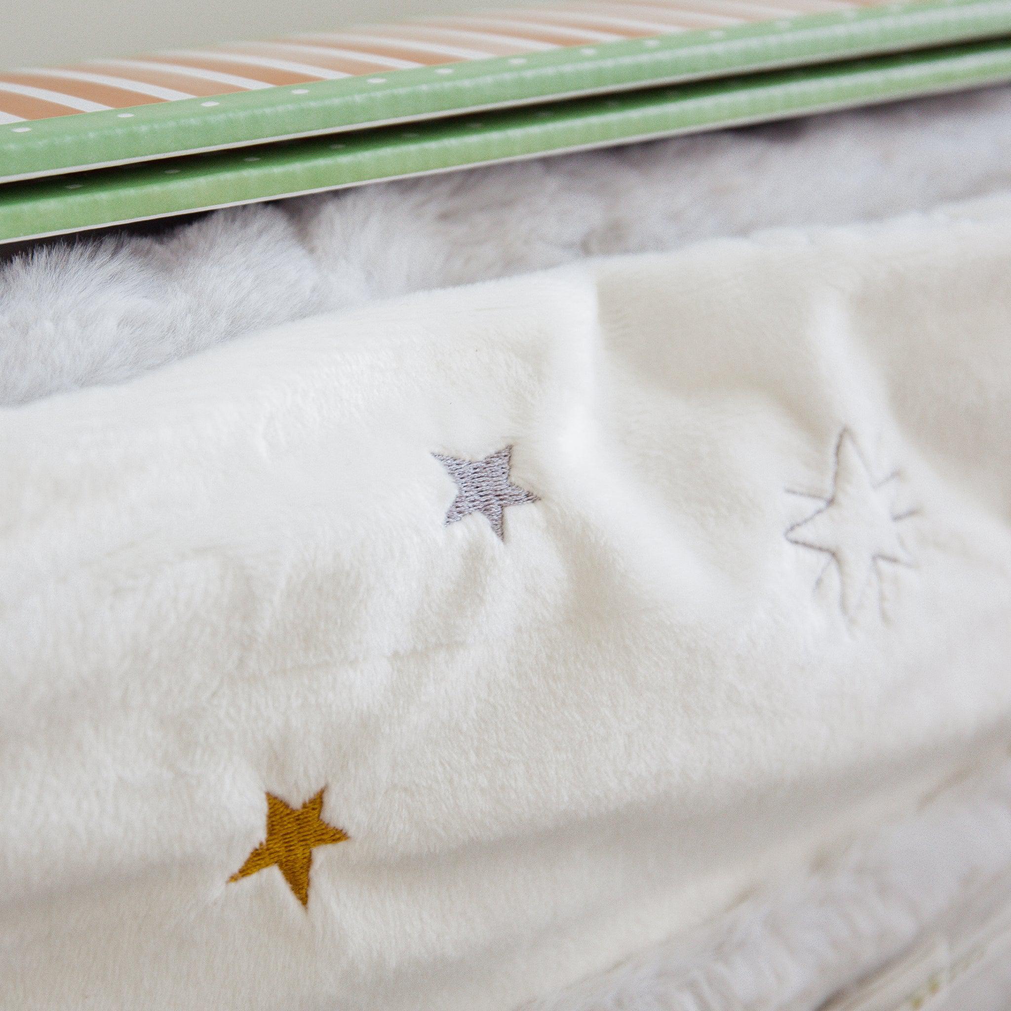 RETIRED - Little Star Quilt Heirloom Gift Bundle、mySite、g9winljtr