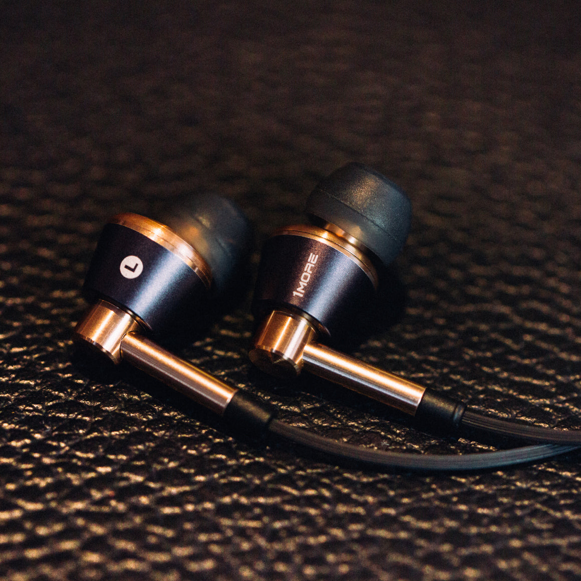  1MORE - Triple Driver、mySite、merchandisen