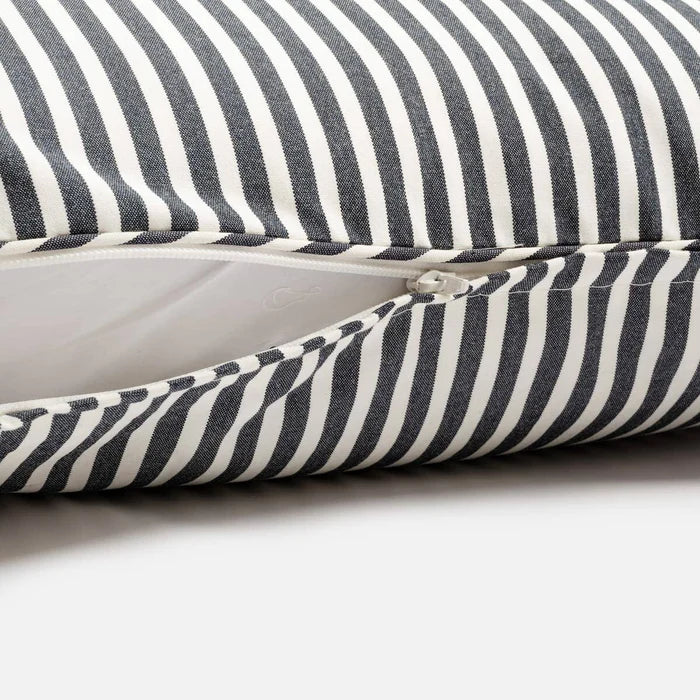  The Euro Throw Pillow、mySite、elrpsem3k